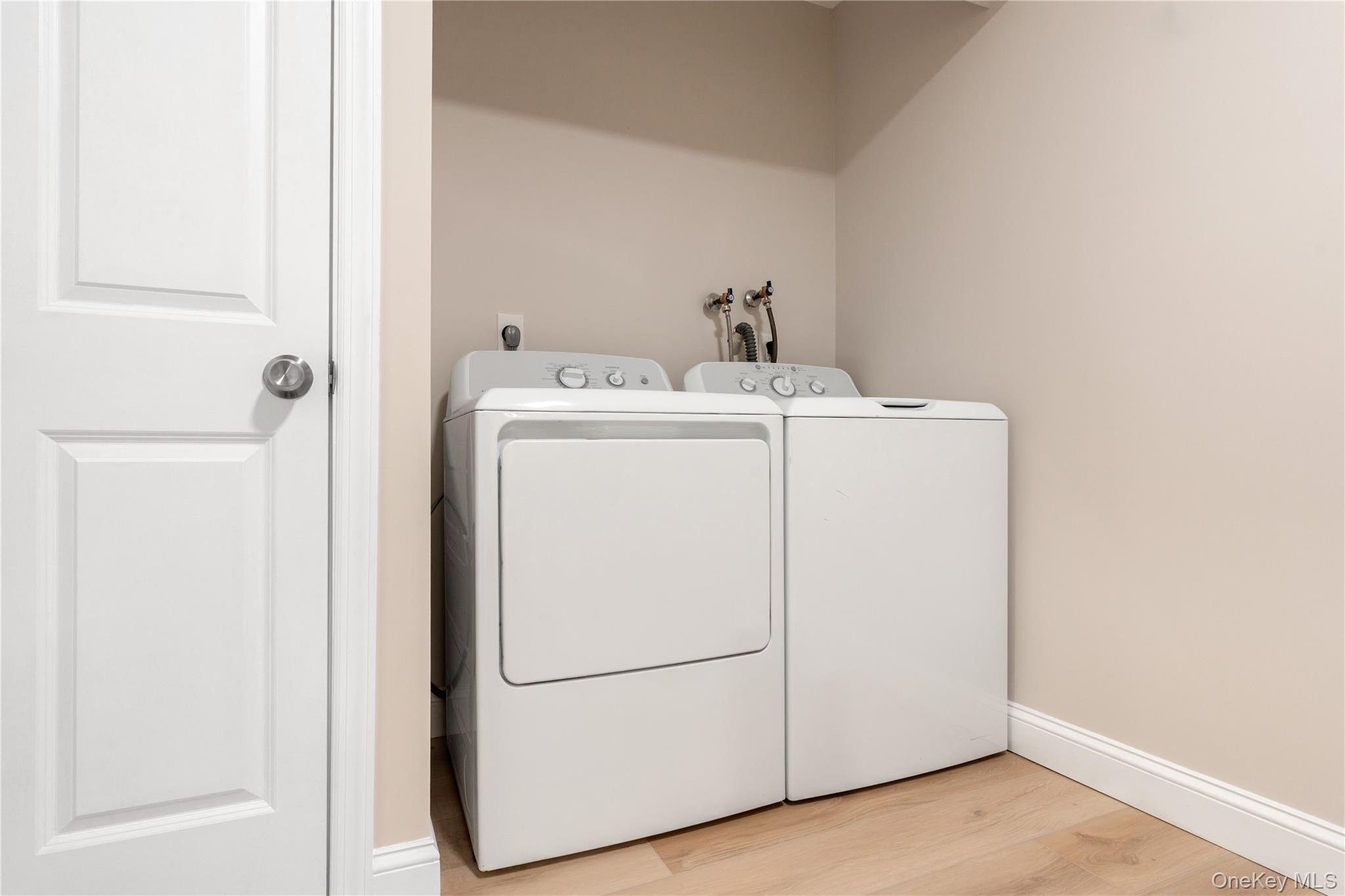 4 Pine Street, Huntington, NY 11743