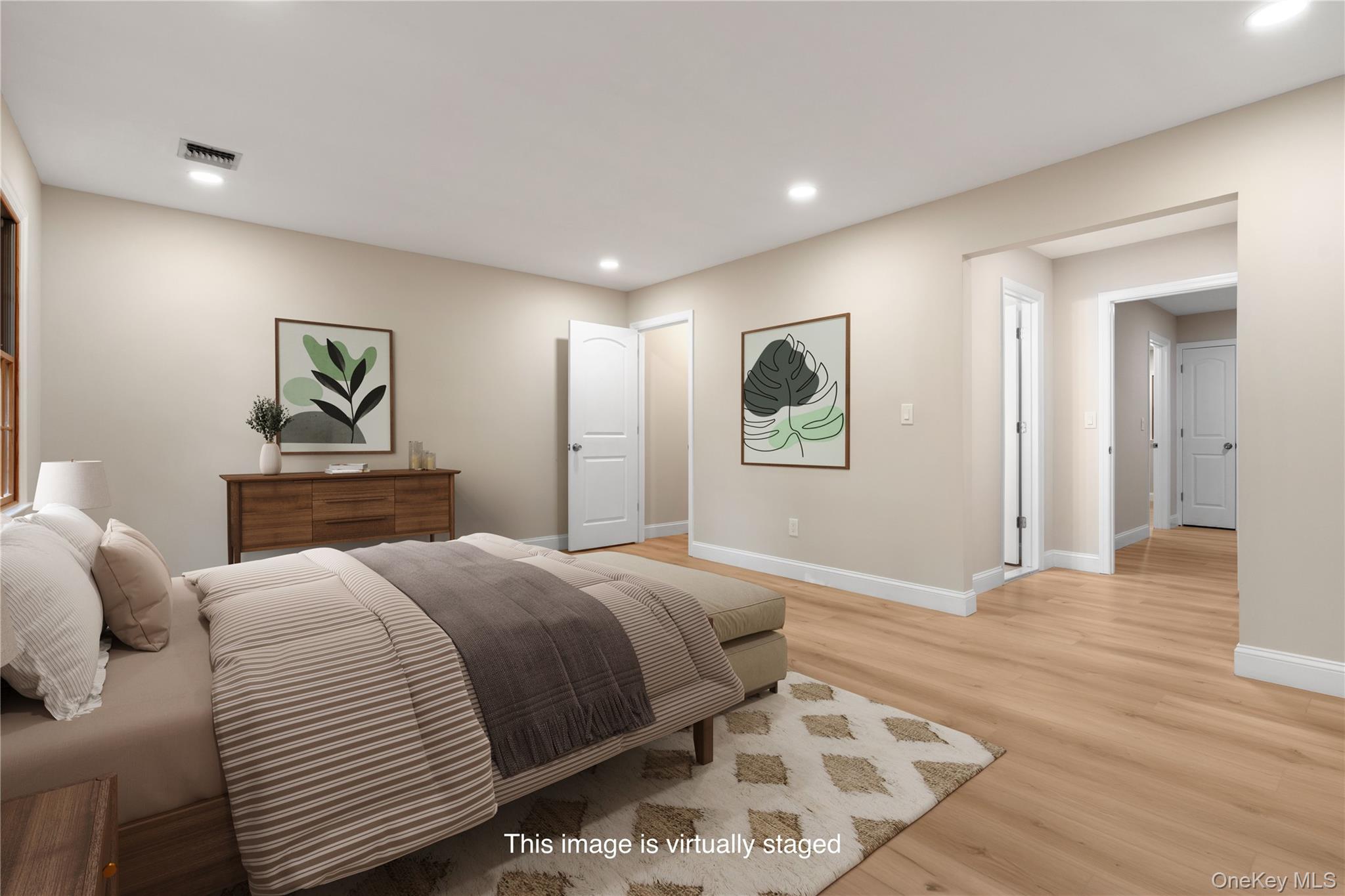 4 Pine Street, Huntington, NY 11743