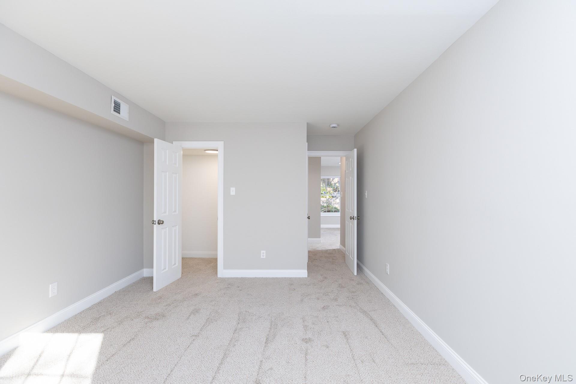 655 Middle Country Road # 7B1, Coram, NY 11727