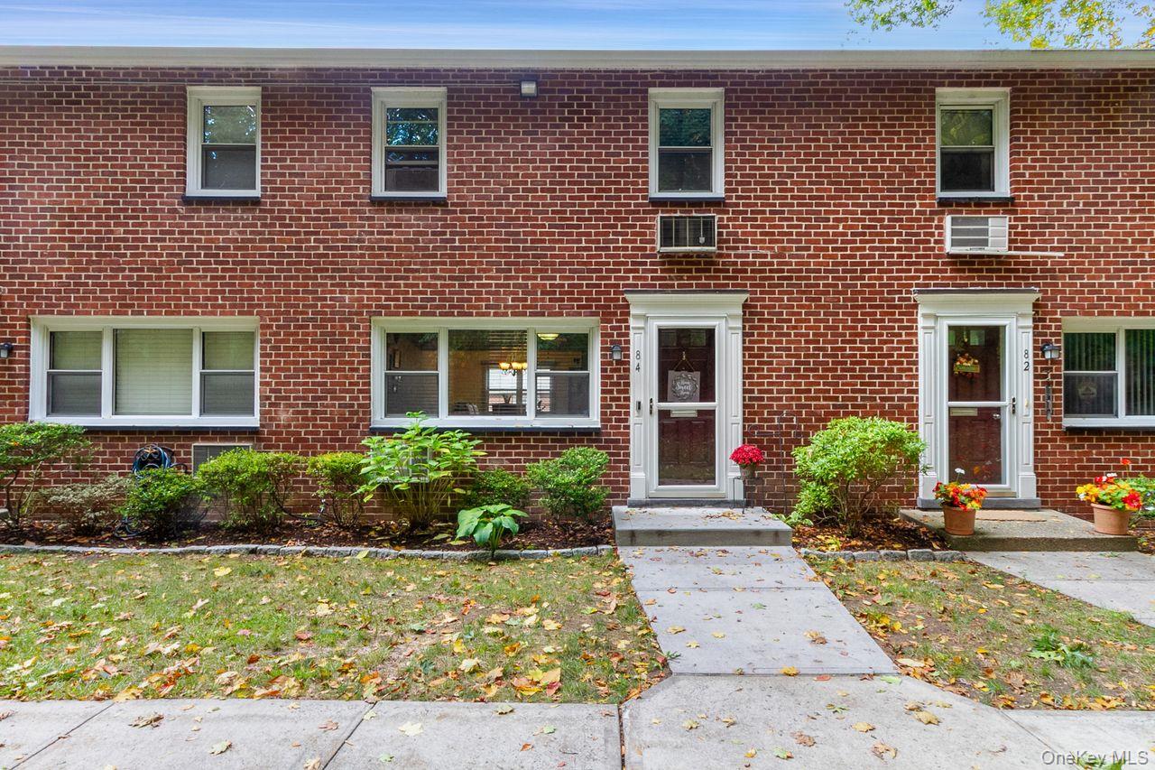 84 Charter Circle # 84, Ossining, NY 10562