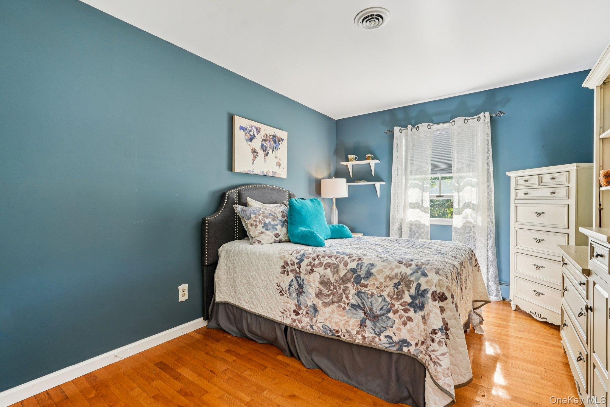 319 Bliss Lane, Valley Cottage, NY 10989