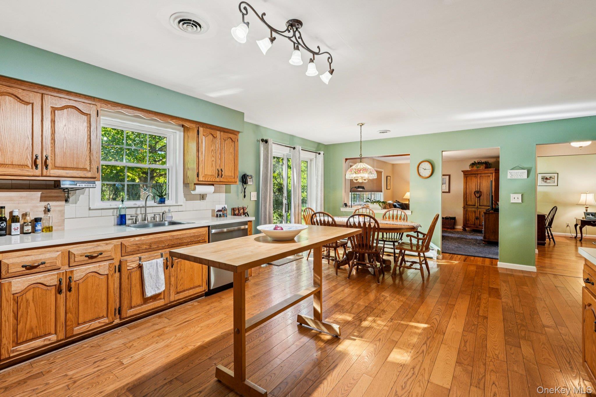 319 Bliss Lane, Valley Cottage, NY 10989