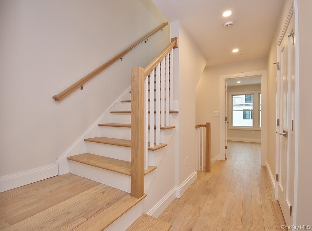 32 Andrews Lane, Sleepy Hollow, NY 10591