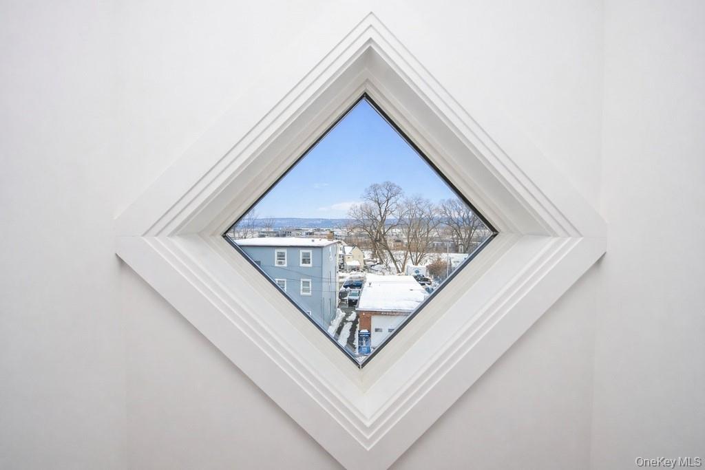 32 Andrews Lane, Sleepy Hollow, NY 10591