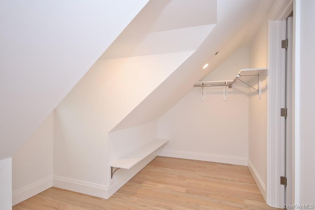 32 Andrews Lane, Sleepy Hollow, NY 10591