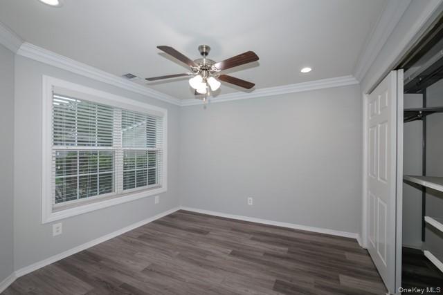 172 Overlook Drive # 172, Farmingville, NY 11738