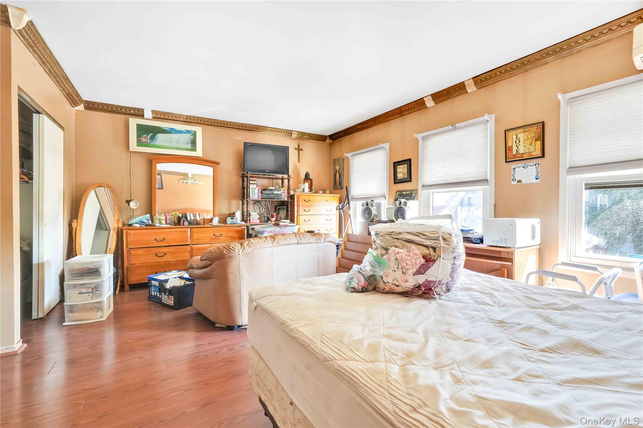 49 Hull Street, Brooklyn, NY 11233