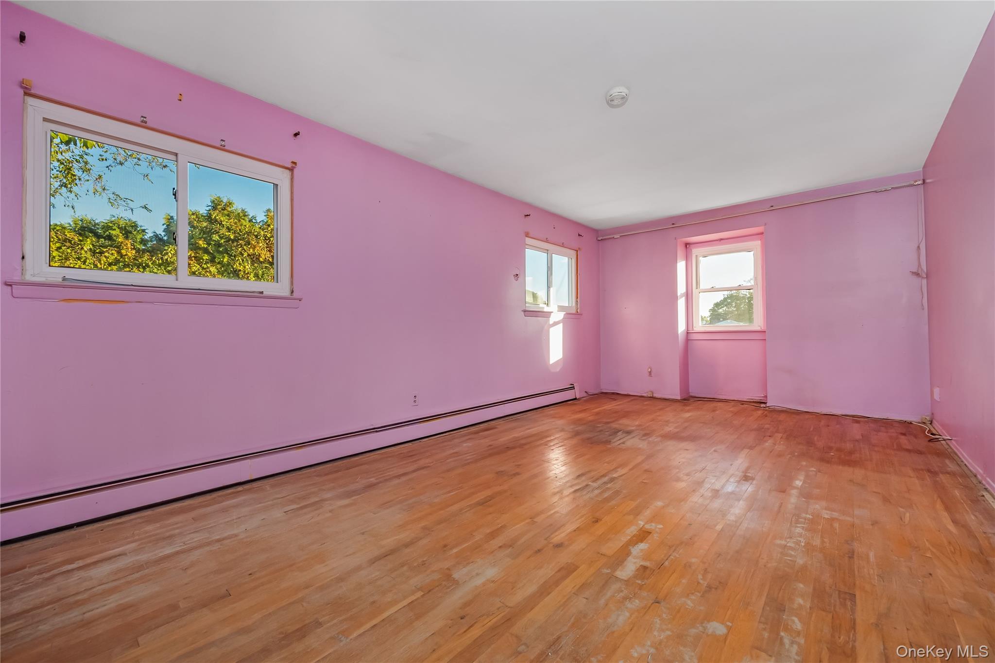 209 Cirrus Road, Holbrook, NY 11741