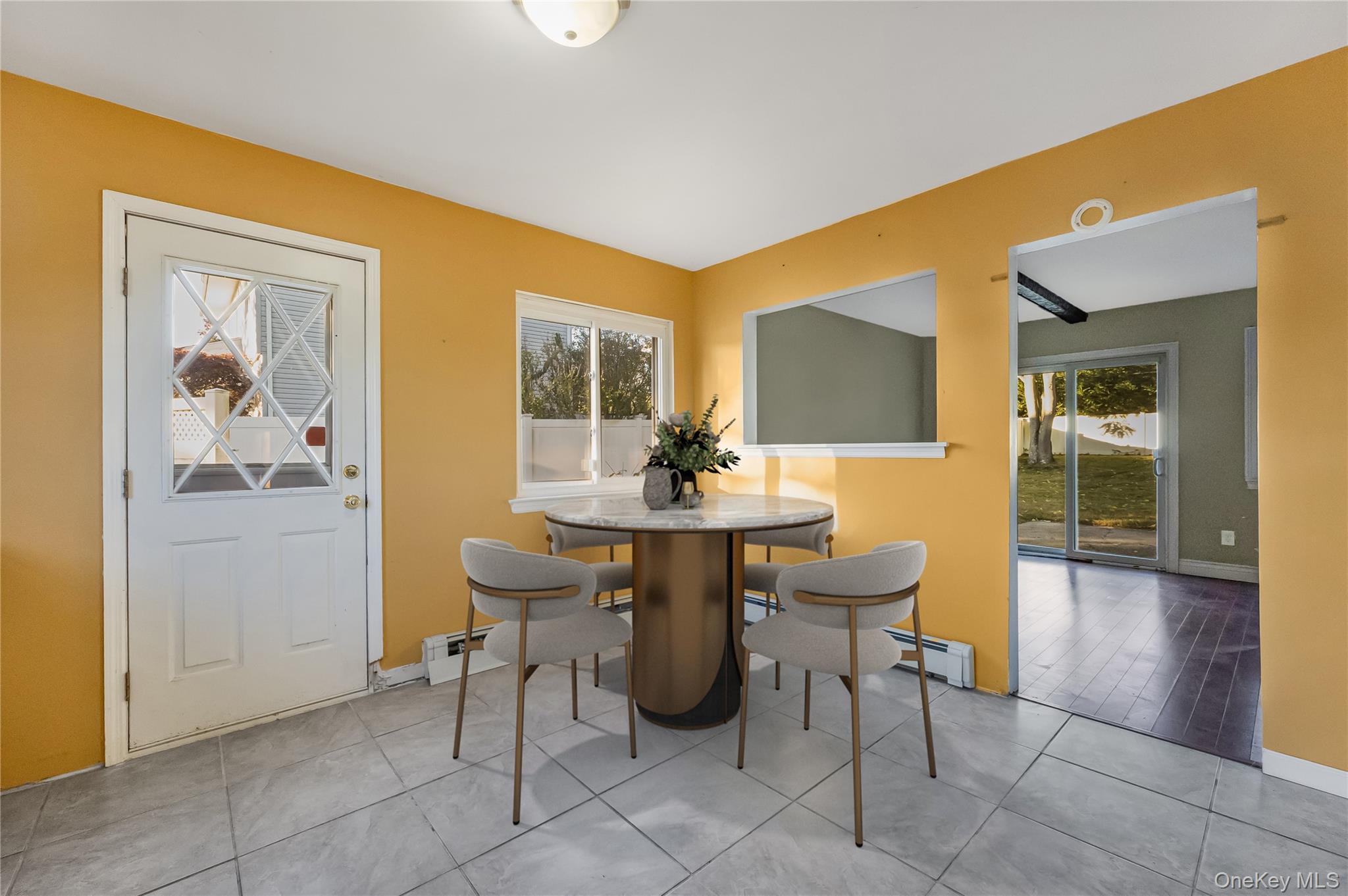 209 Cirrus Road, Holbrook, NY 11741