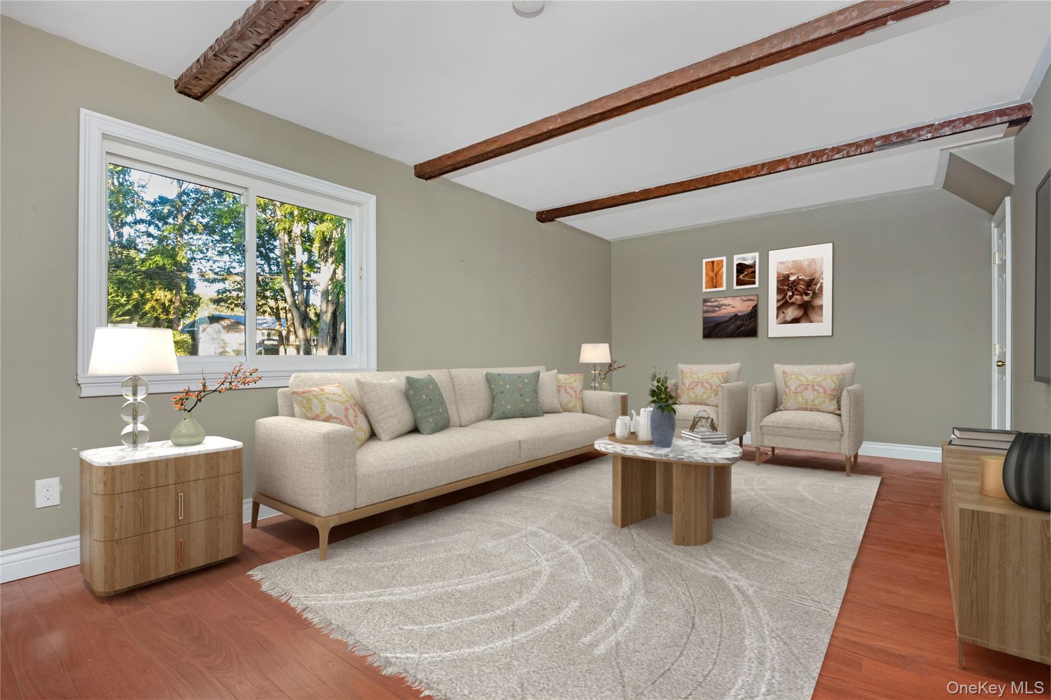 209 Cirrus Road, Holbrook, NY 11741