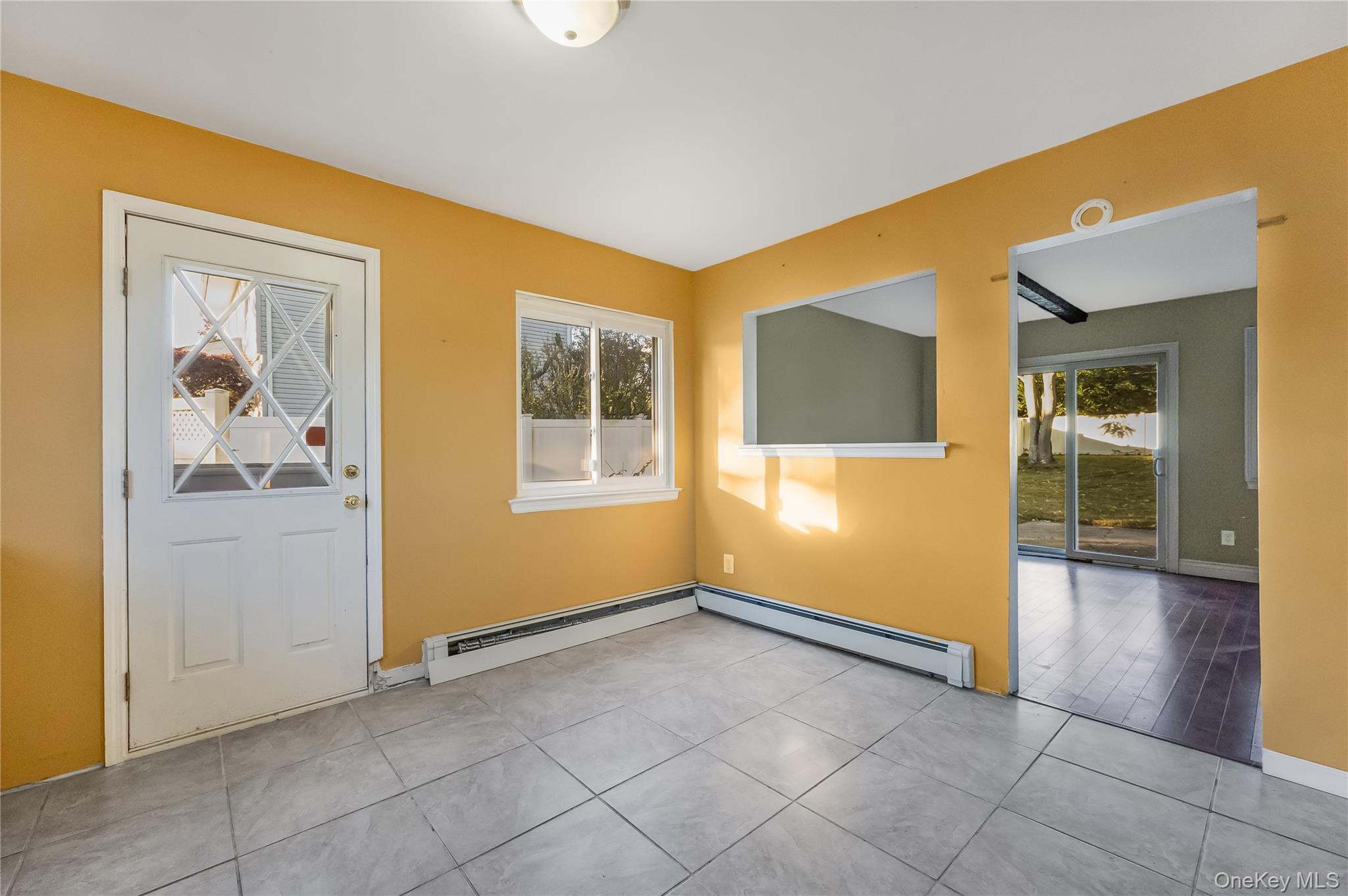 209 Cirrus Road, Holbrook, NY 11741