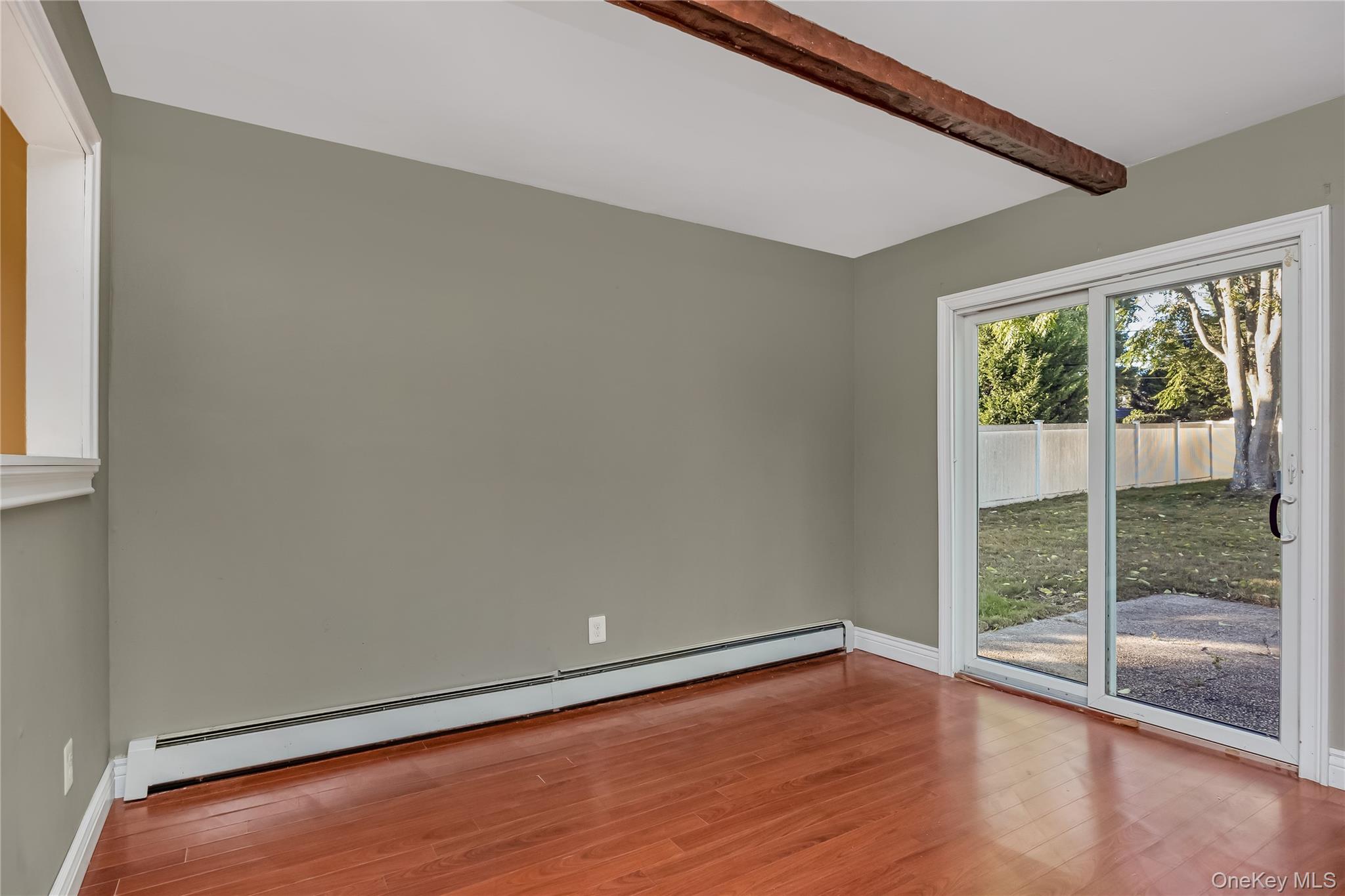 209 Cirrus Road, Holbrook, NY 11741