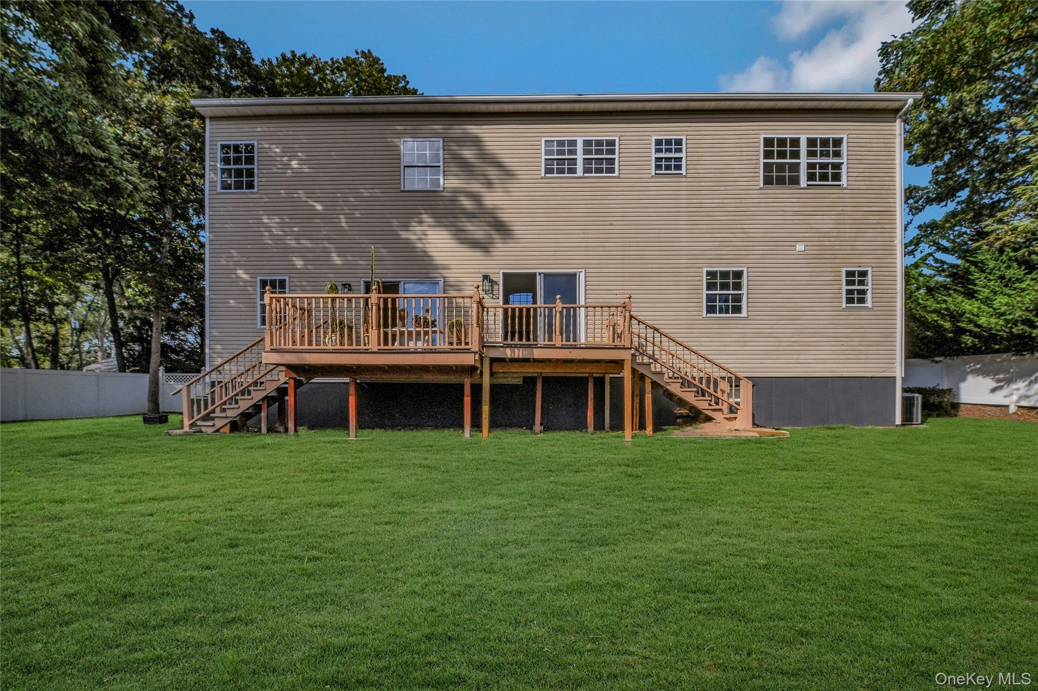 60 Delamere Street, Huntington, NY 11743