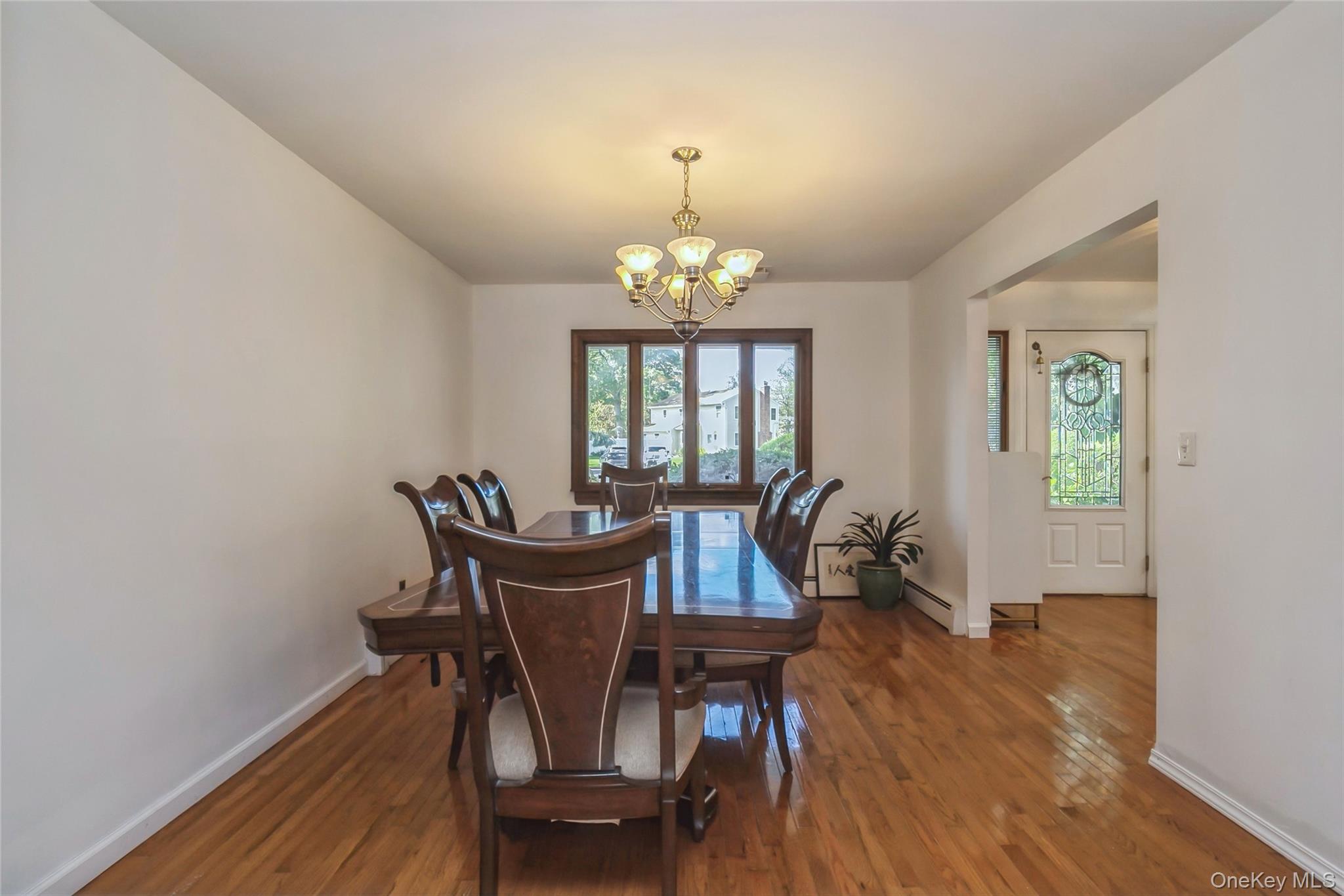 6 Selma Court, East Northport, NY 11731