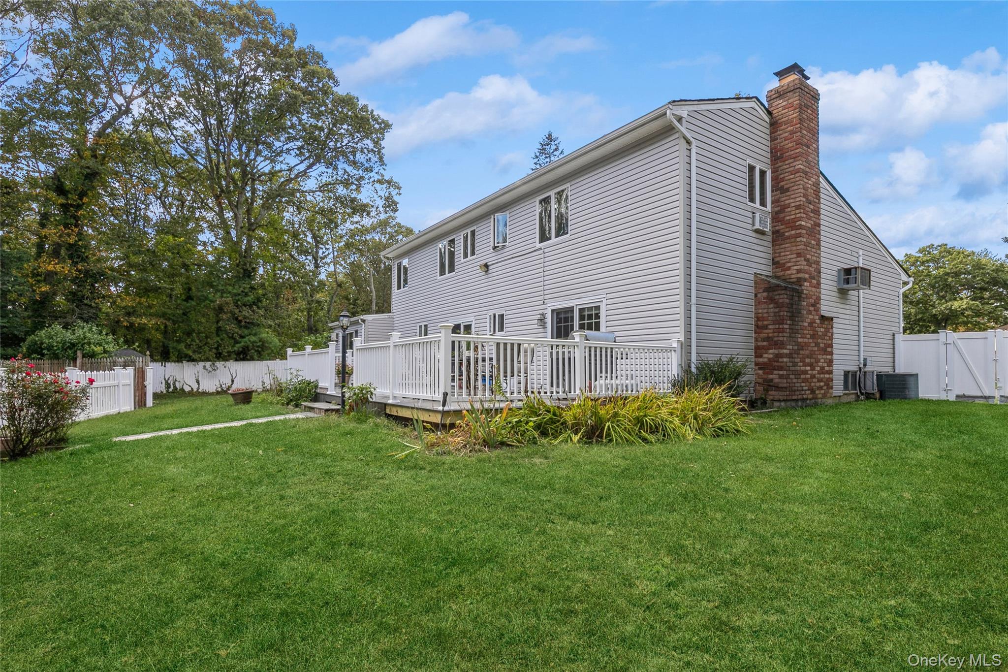 6 Selma Court, East Northport, NY 11731