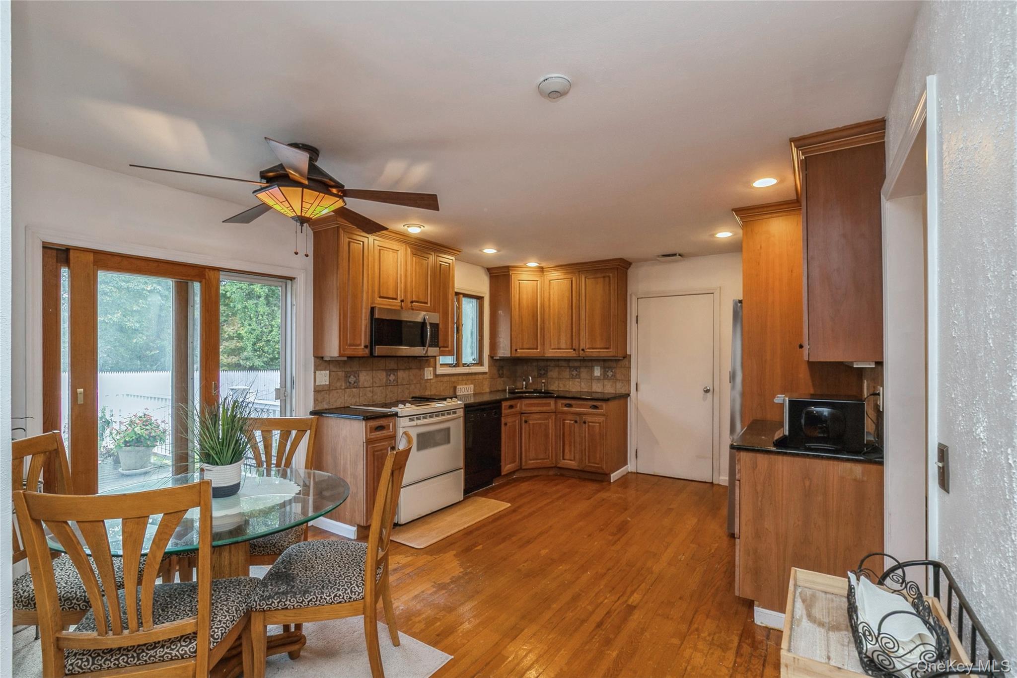 6 Selma Court, East Northport, NY 11731