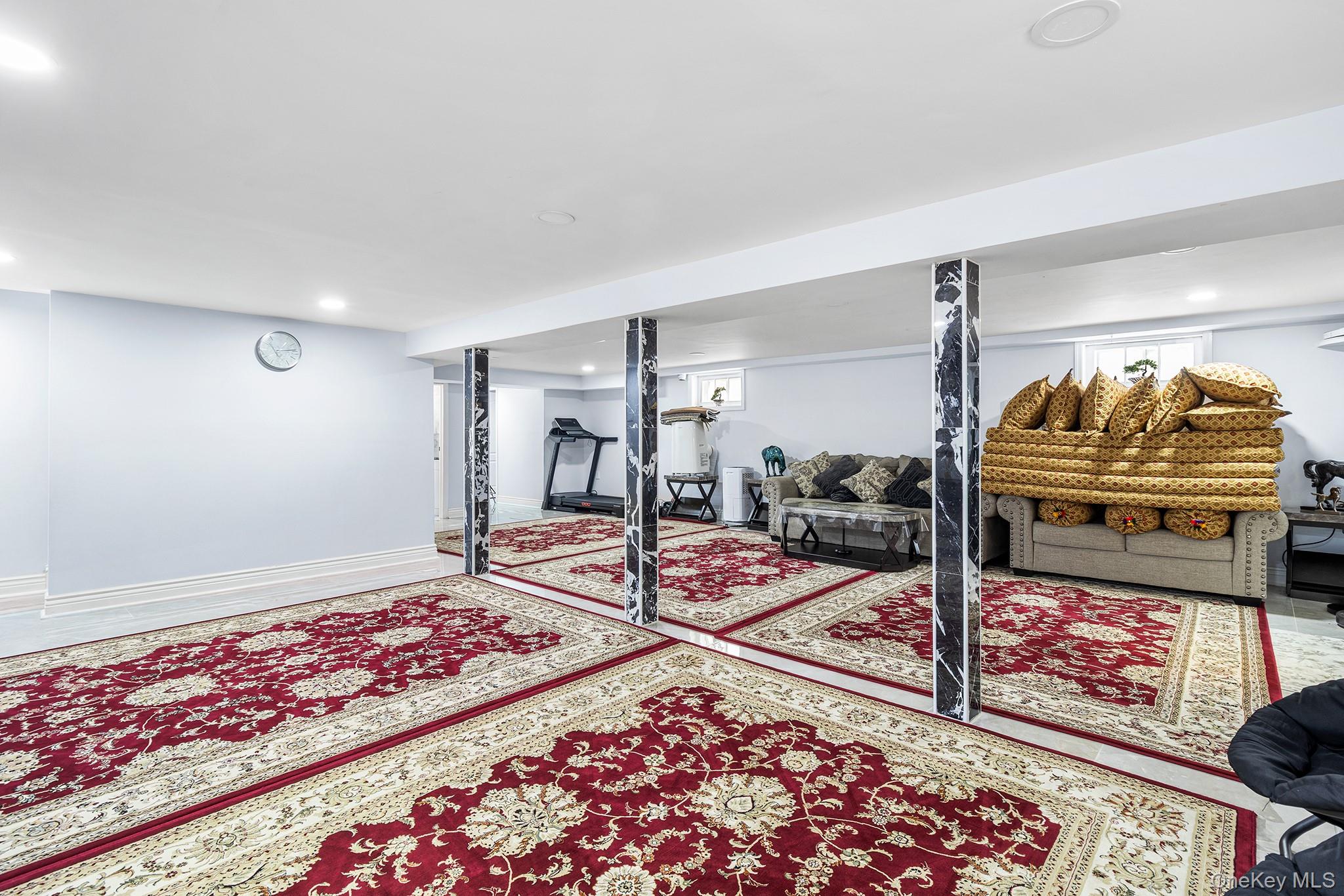 61 Old Indian Head Road, Commack, NY 11725