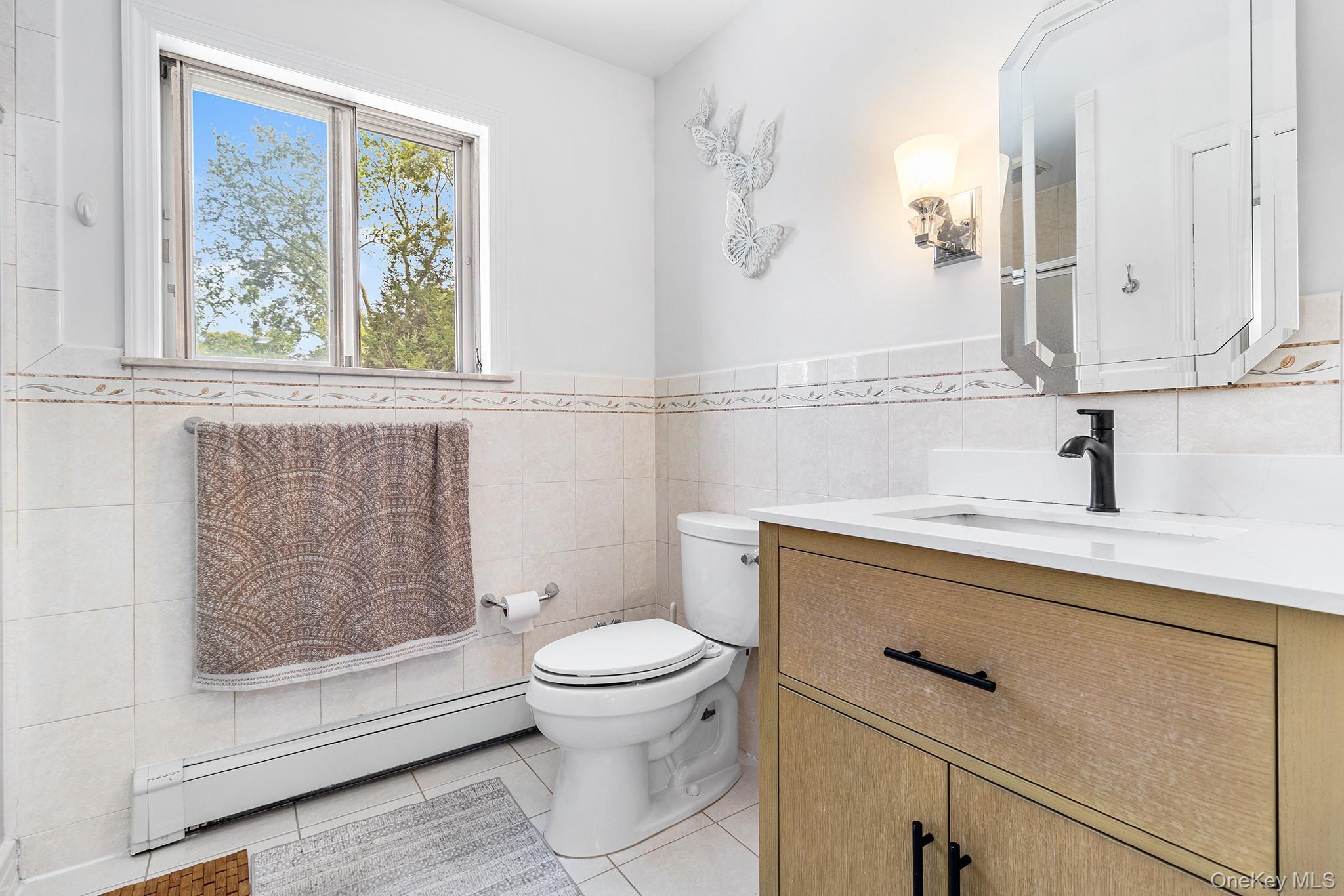 61 Old Indian Head Road, Commack, NY 11725