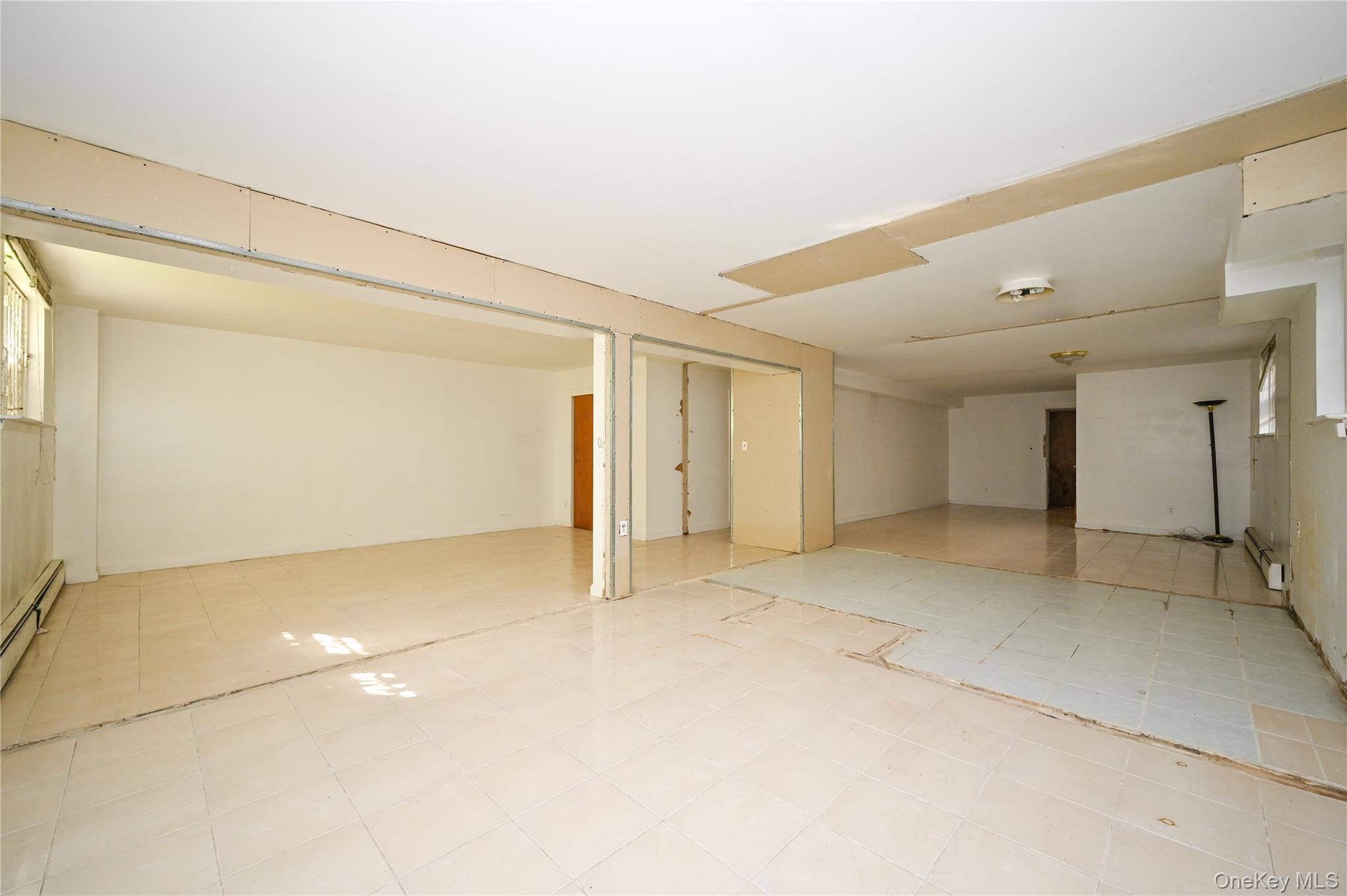 14716 Cherry Avenue, Flushing, NY 11355