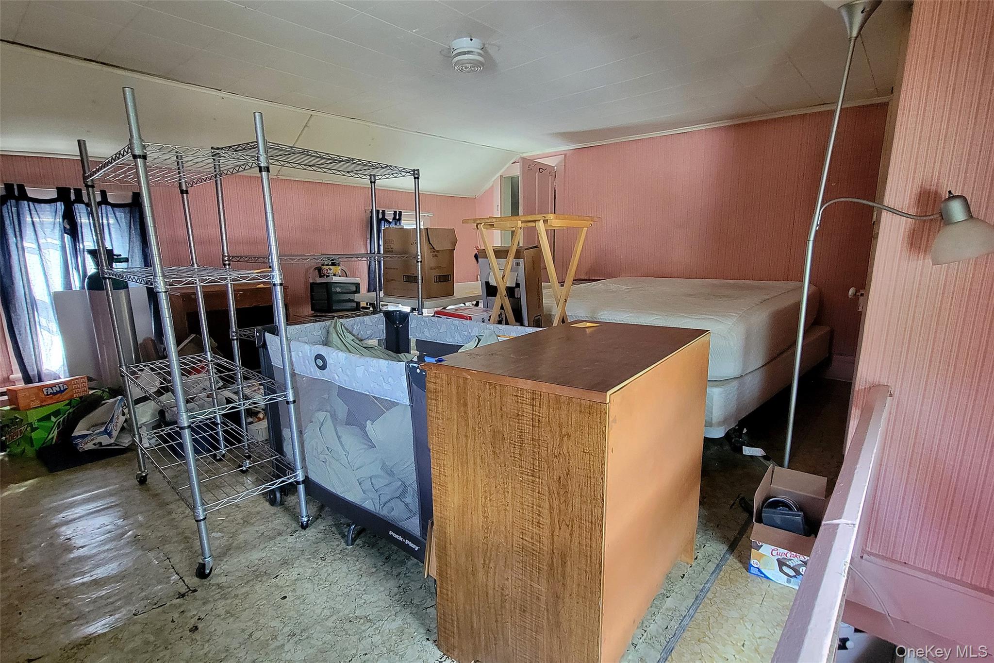 300 Band Camp Road, Saugerties, NY 12477