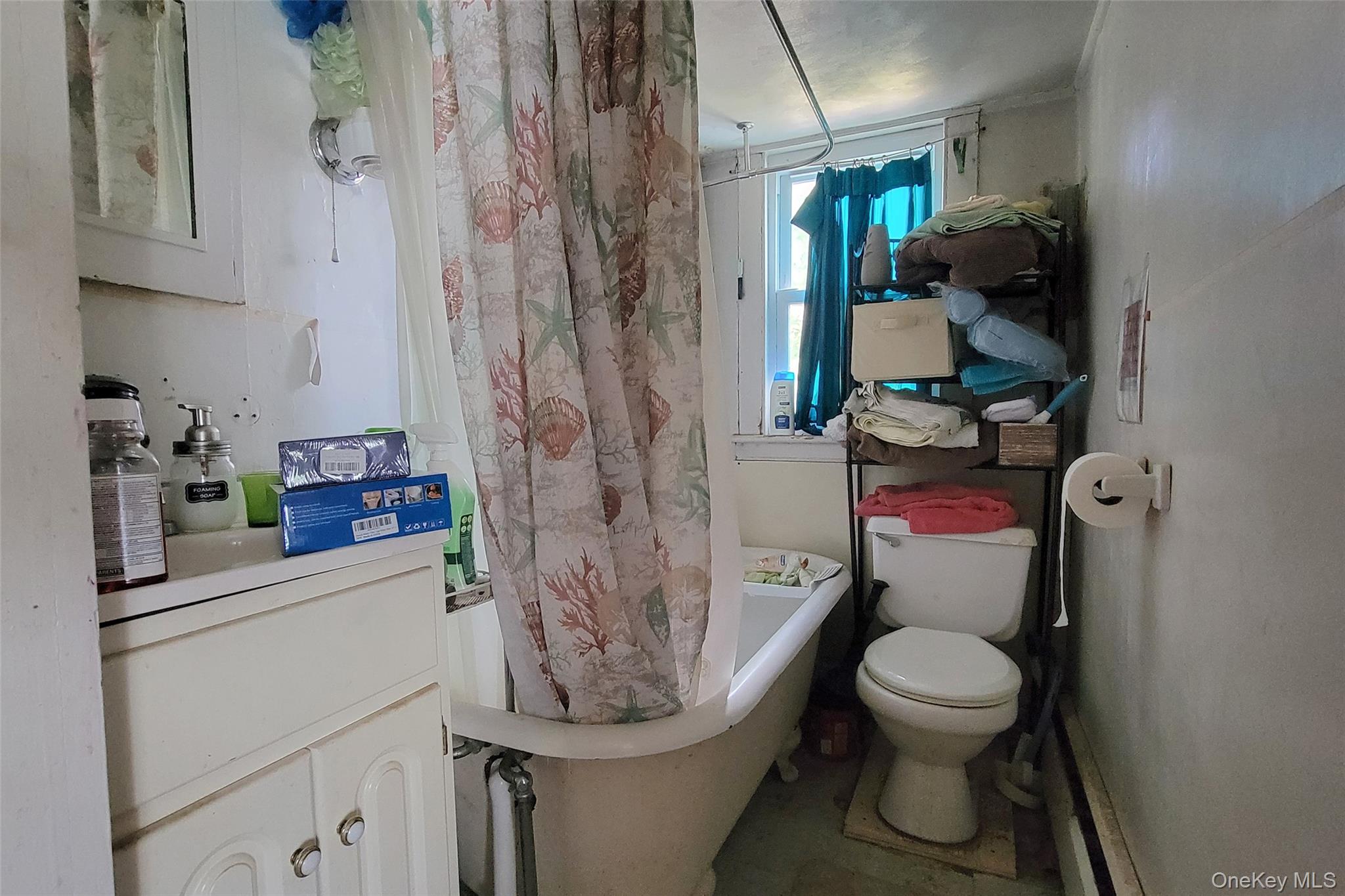 300 Band Camp Road, Saugerties, NY 12477