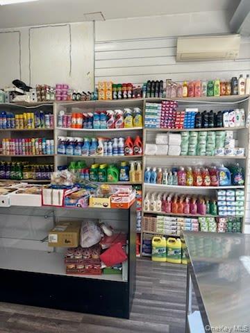 142 Graham Avenue, Brooklyn, NY 11206