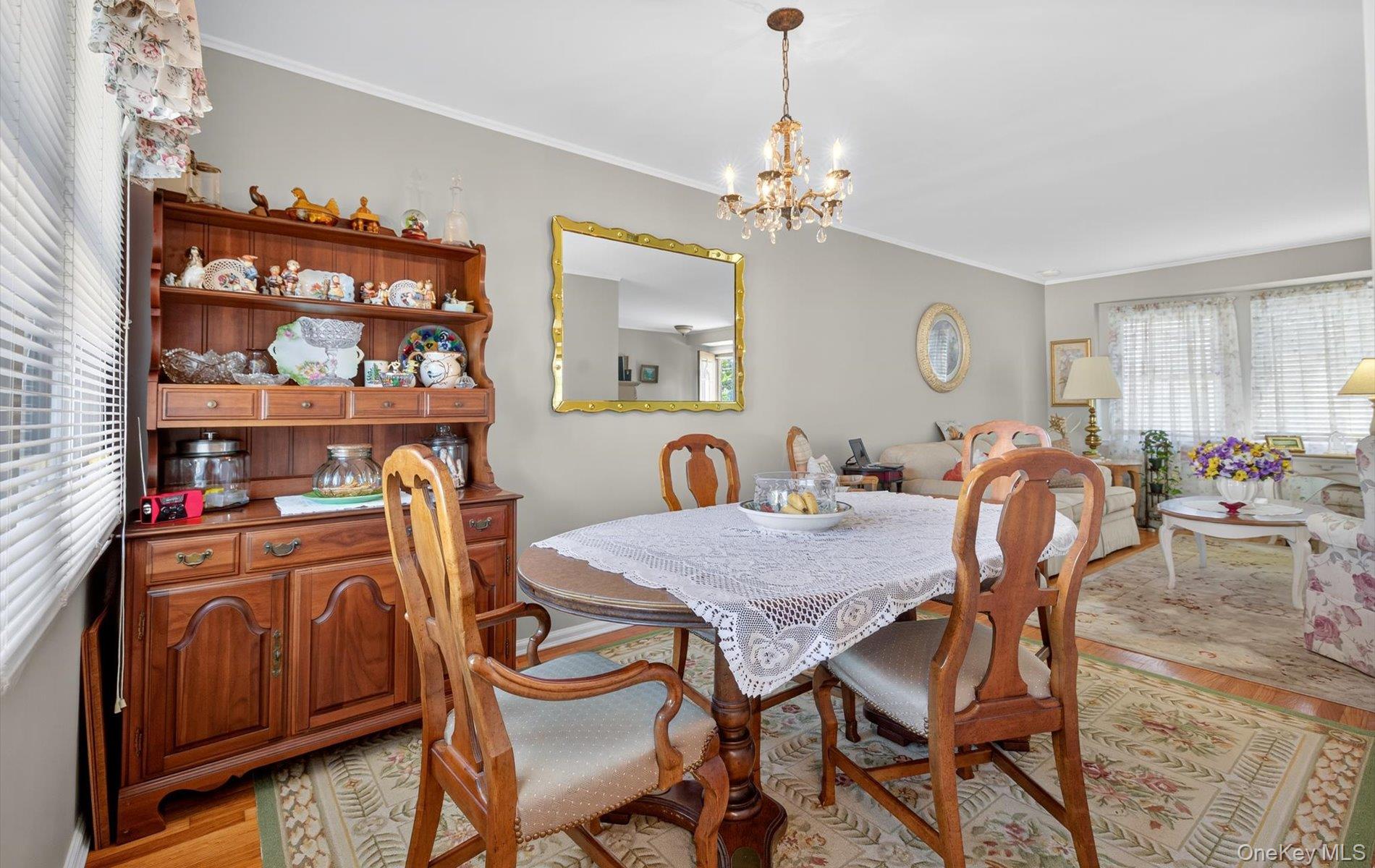 1 Marlowe Place, Greenlawn, NY 11740