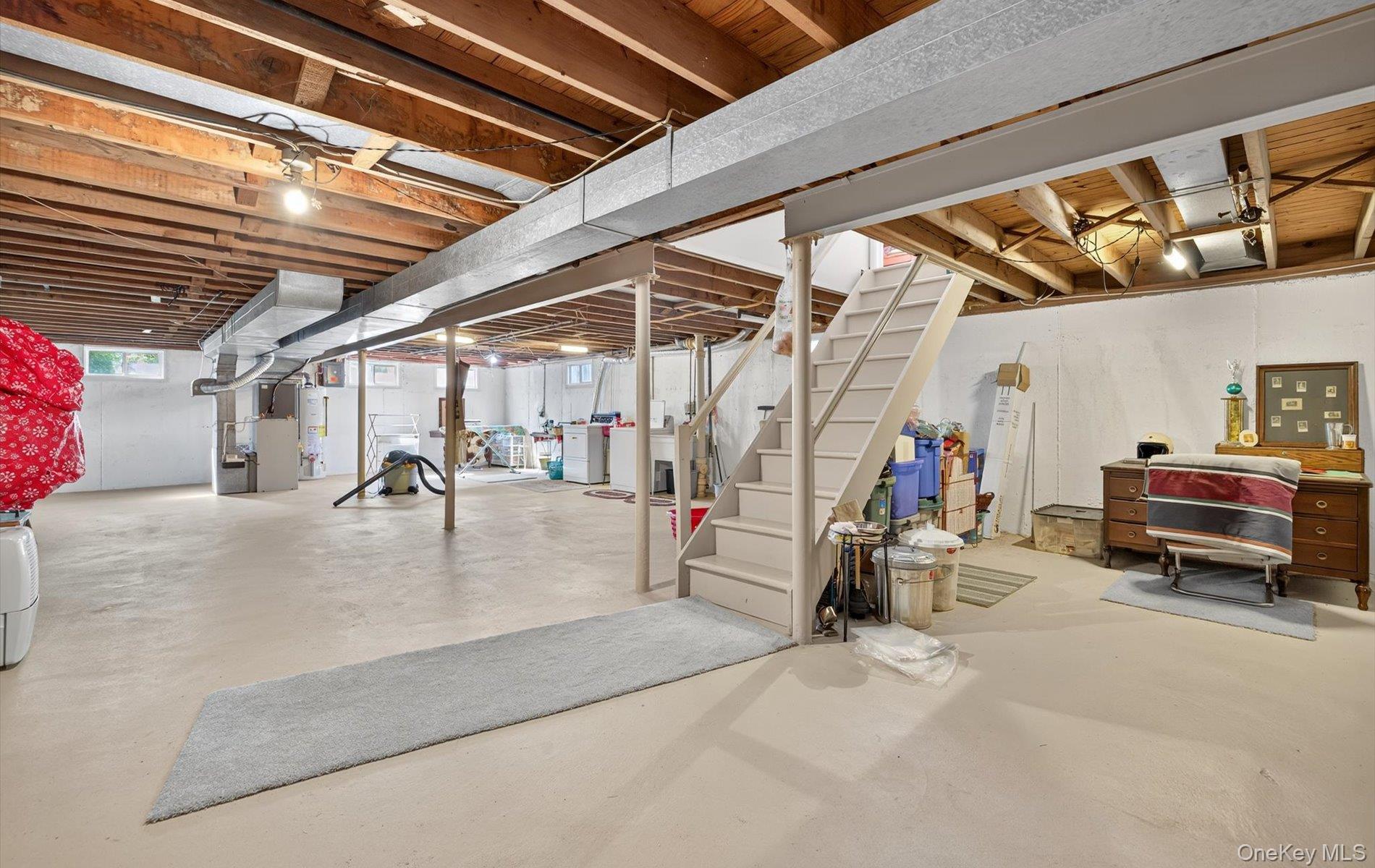 1 Marlowe Place, Greenlawn, NY 11740