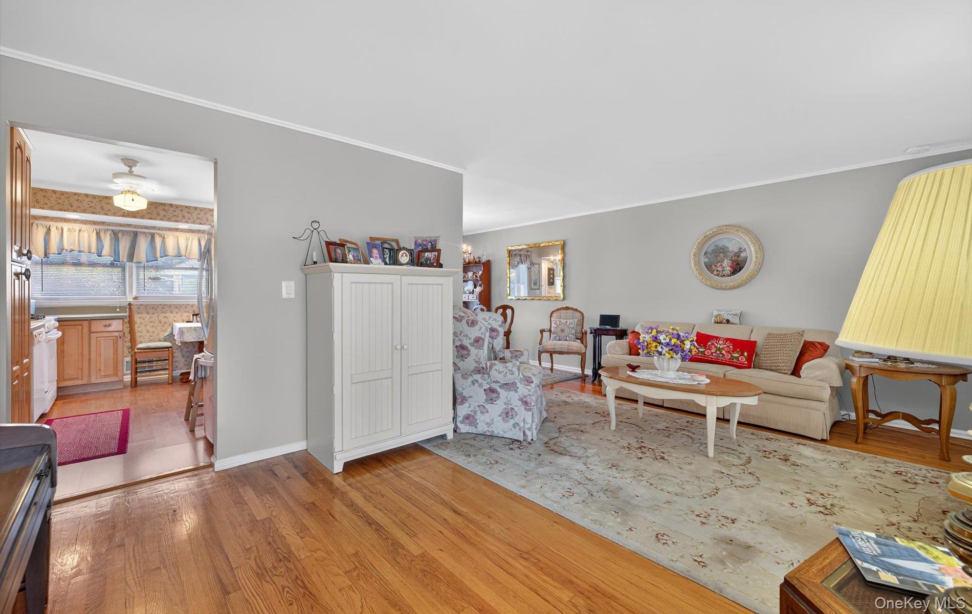 1 Marlowe Place, Greenlawn, NY 11740