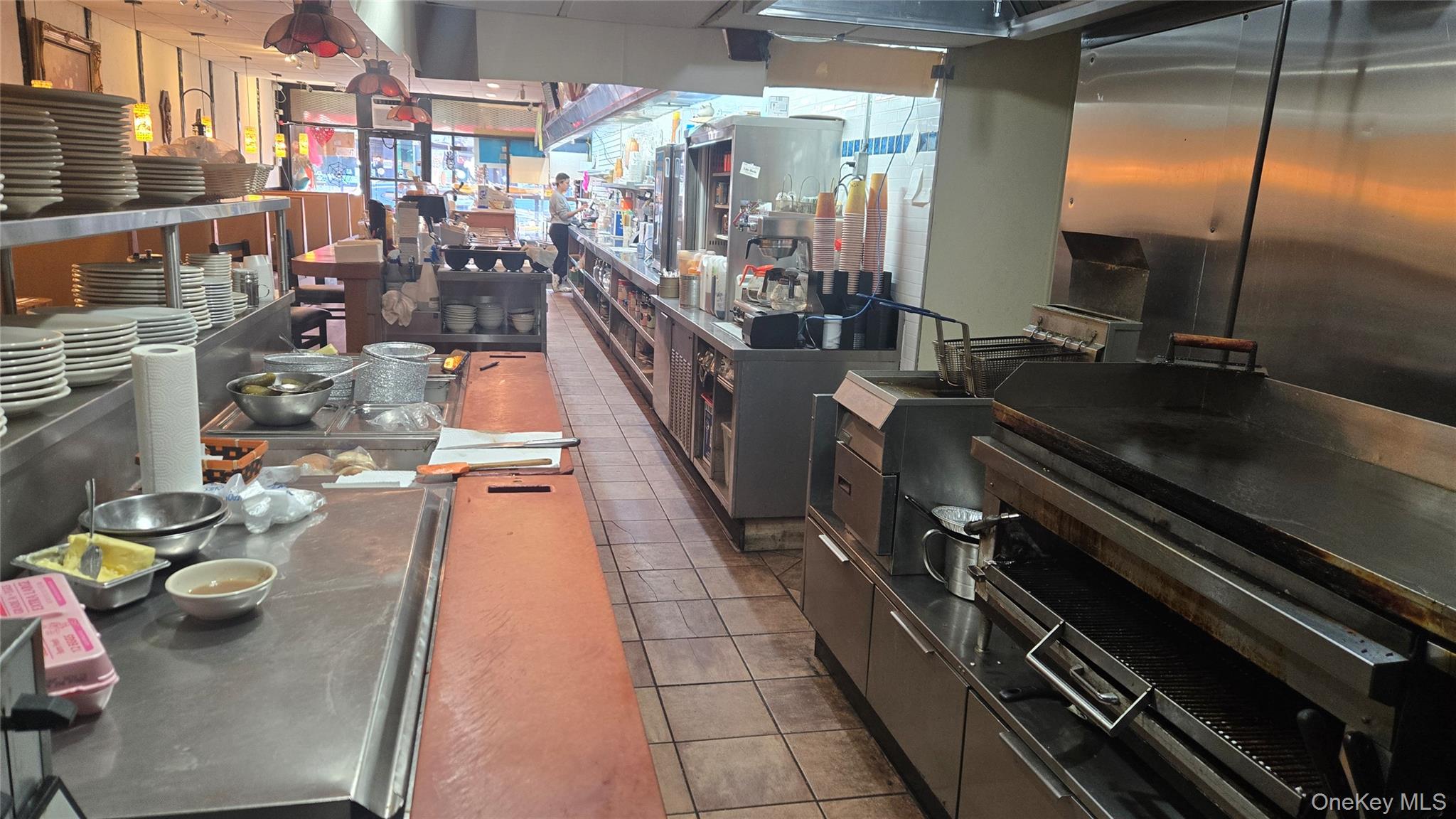 211 Rockaway Avenue, Valley Stream, NY 11580