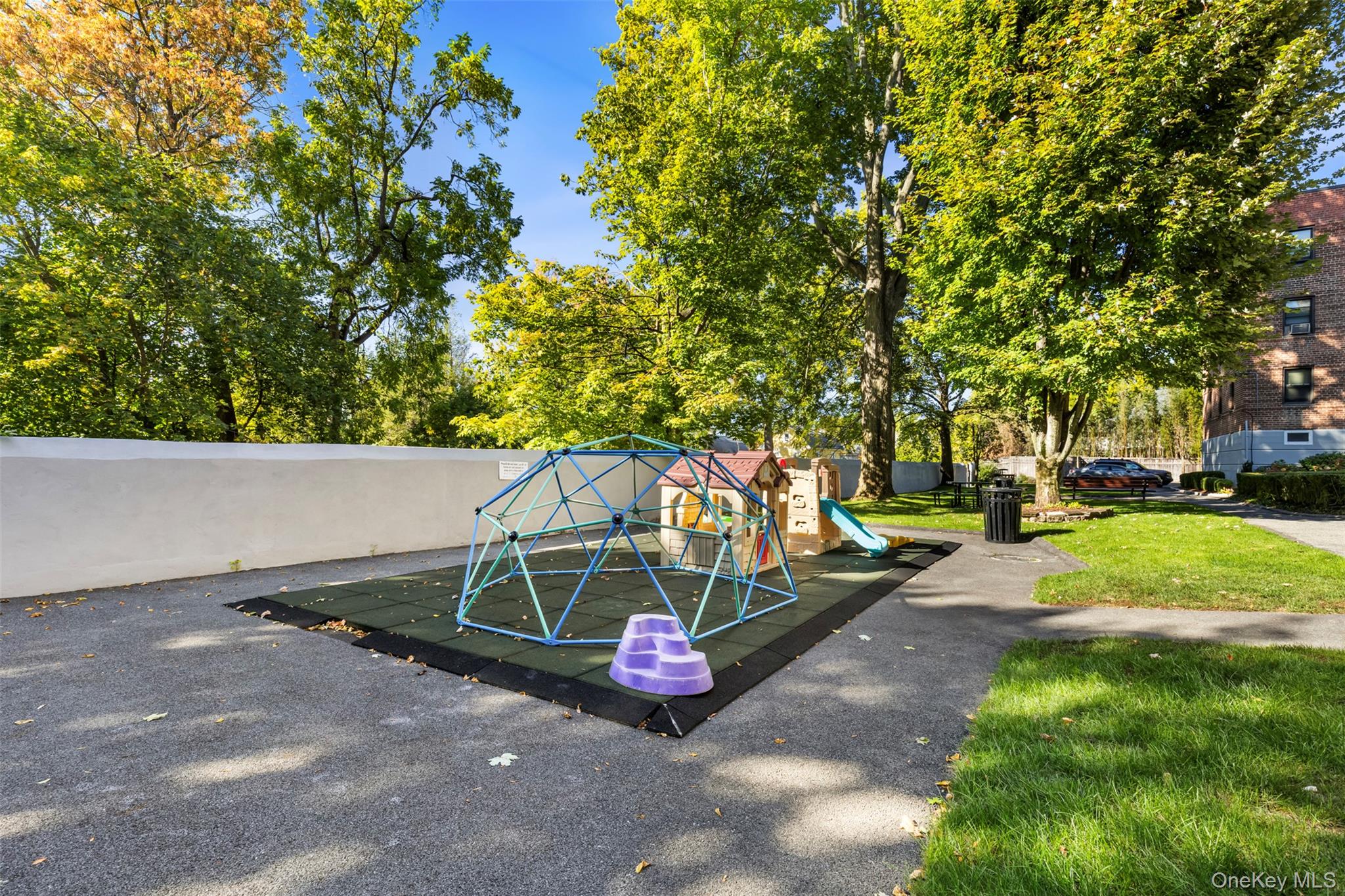 14 S Broadway # 2-3B, Irvington, NY 10533