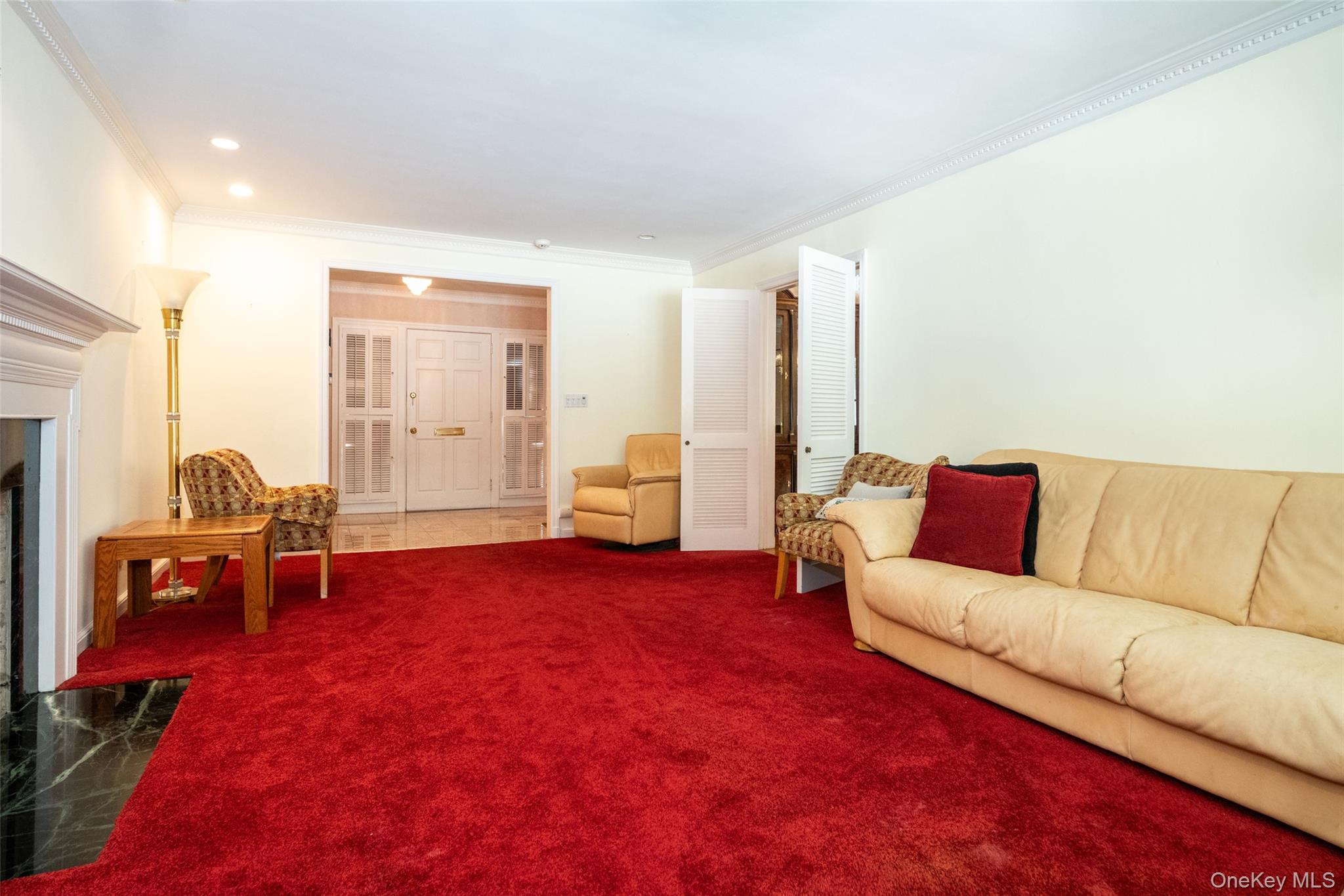 18 Lomond Place, New Rochelle, NY 10804