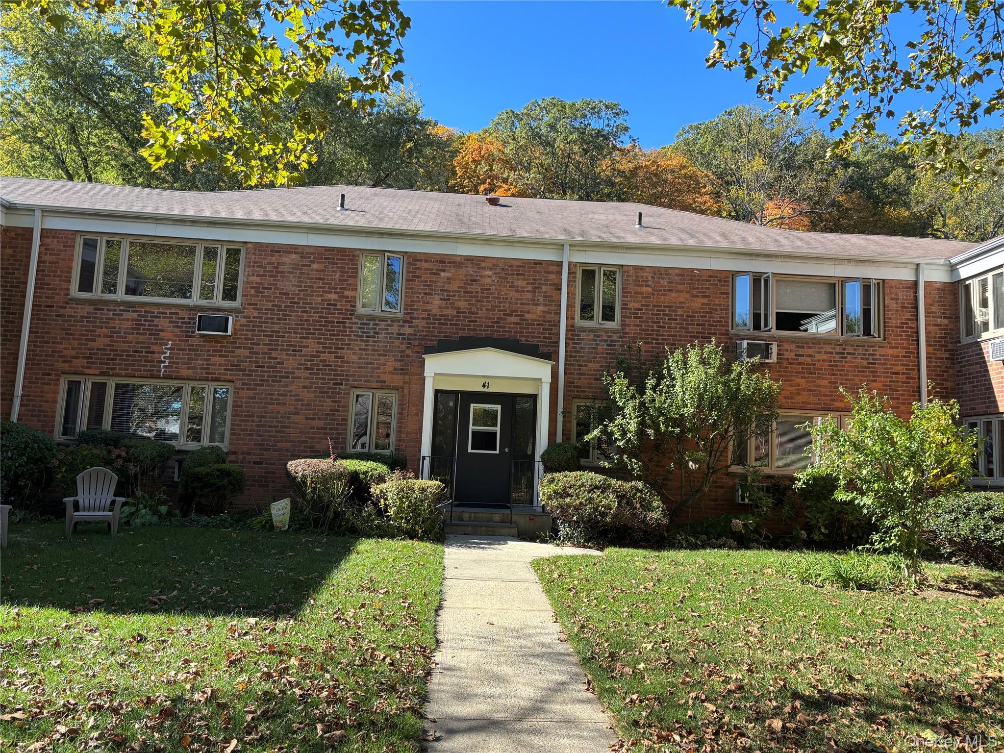 41 Lawrence Drive # A, White Plains, NY 10603