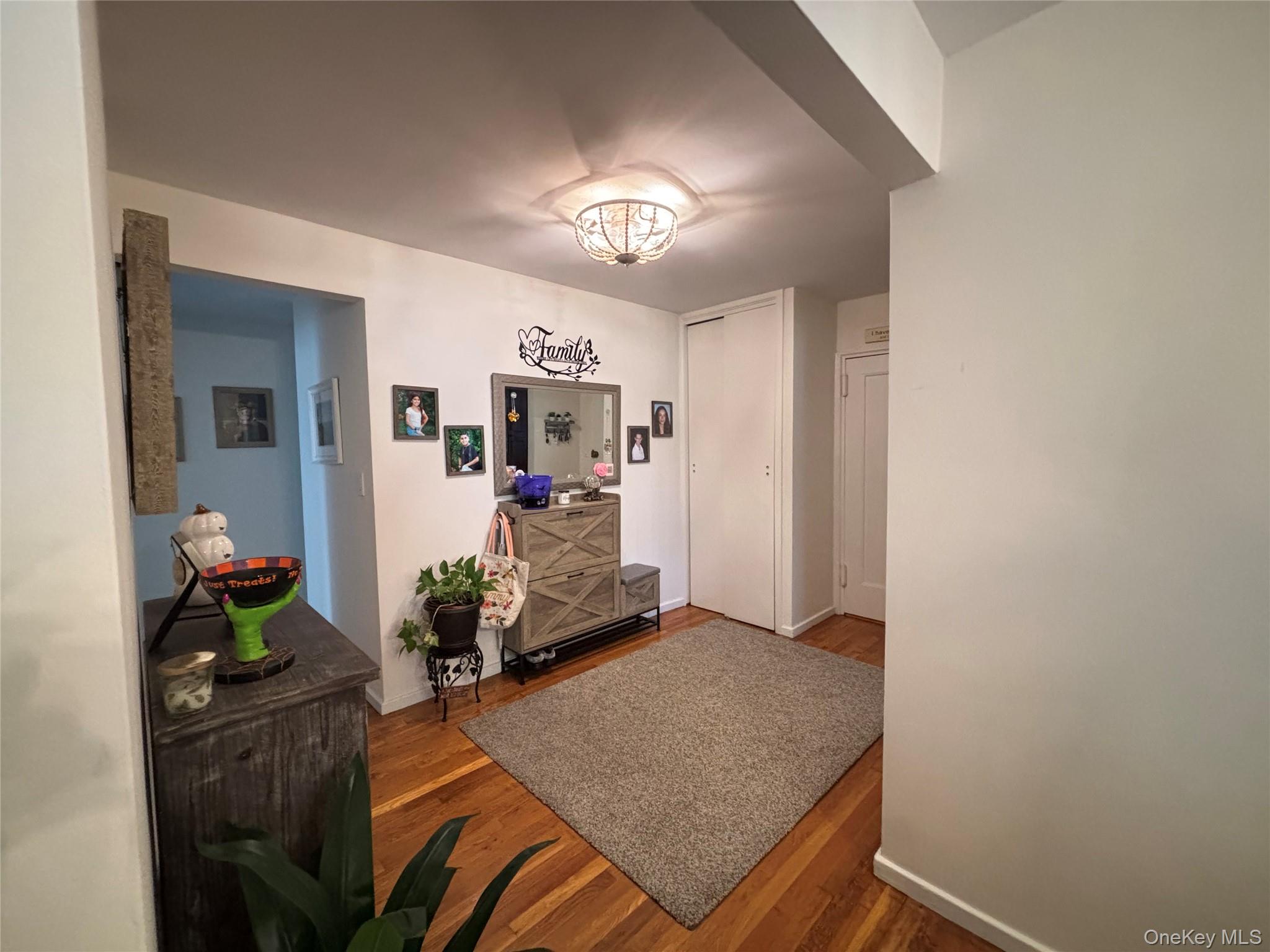 41 Lawrence Drive # A, White Plains, NY 10603