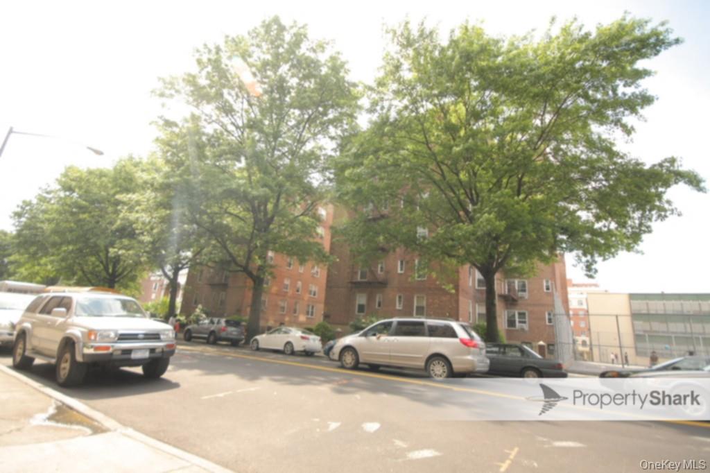144-54 Sanford Avenue # 38, Flushing, NY 11355