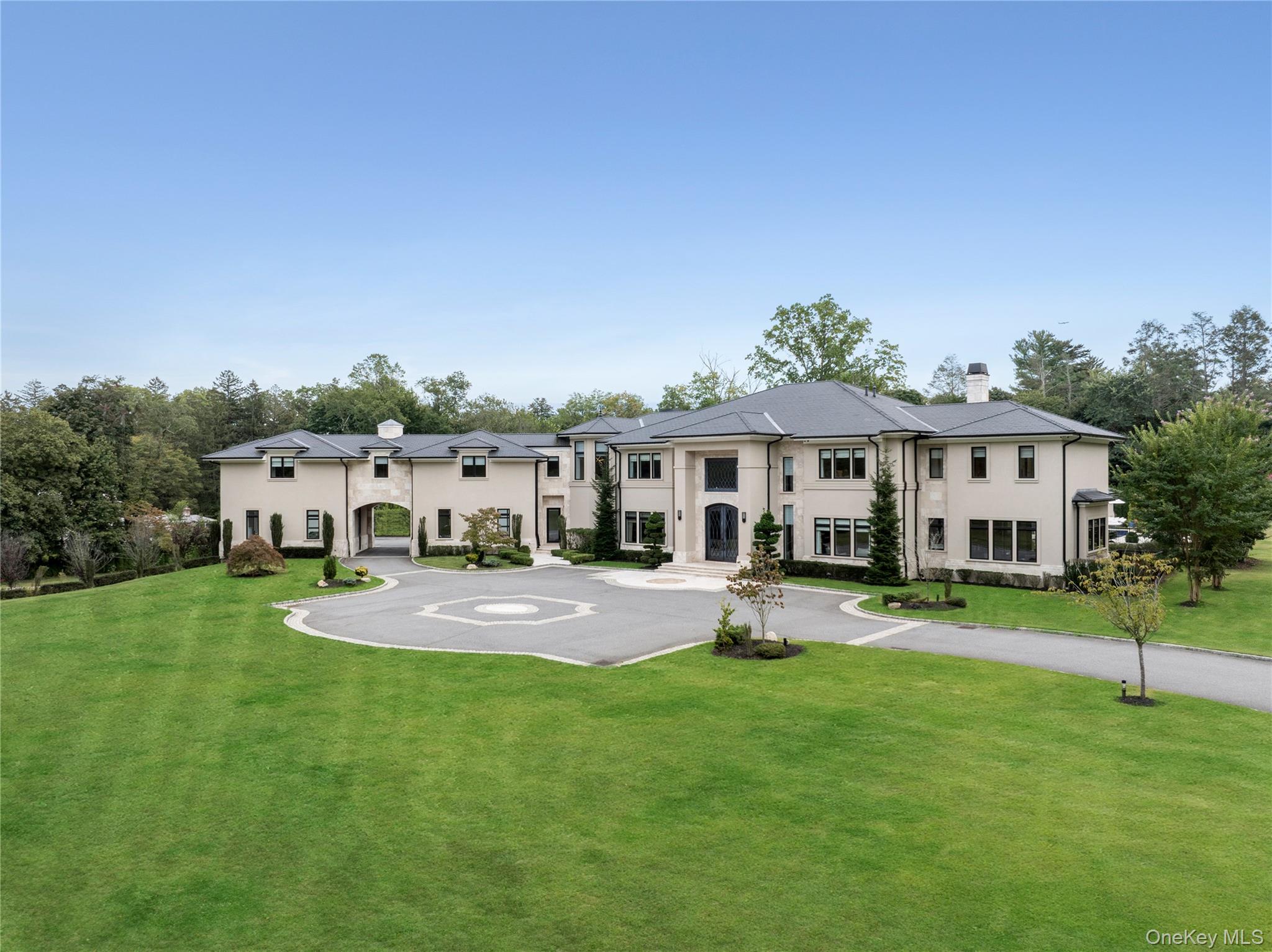 53 Simonson Road, Old Brookville, NY 11545