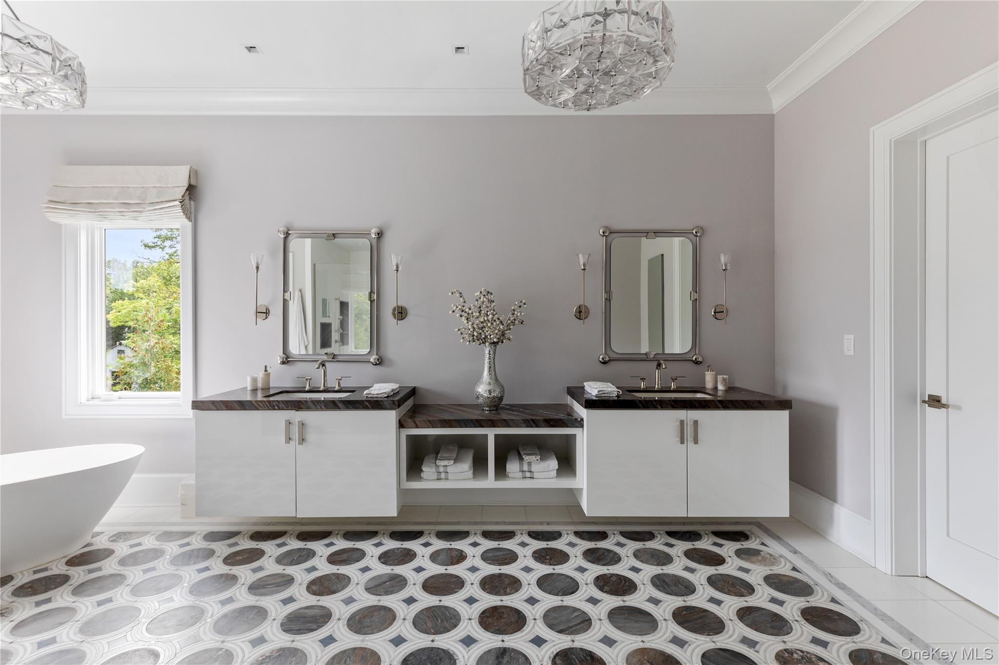 53 Simonson Road, Old Brookville, NY 11545