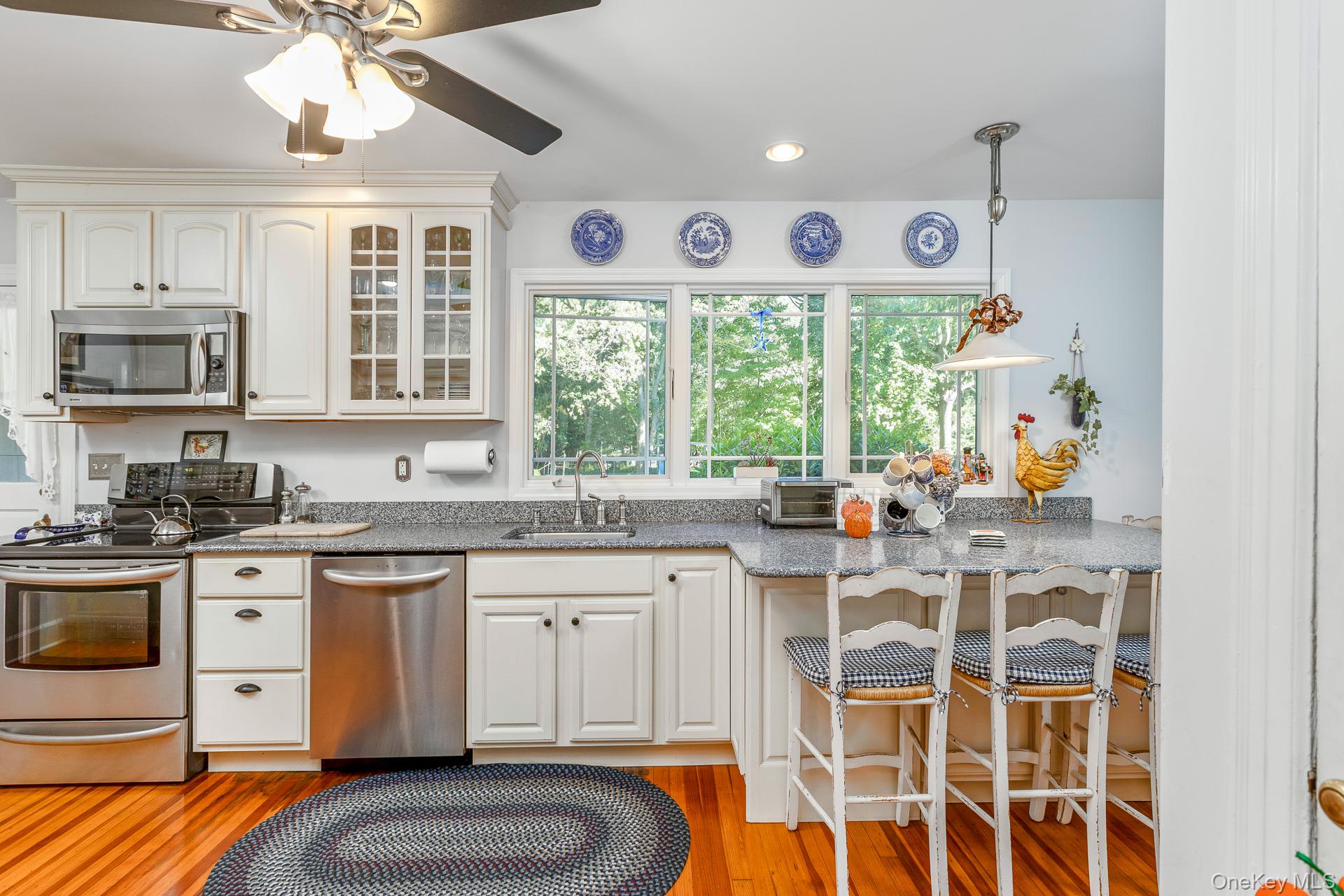 59 Union Avenue, Center Moriches, NY 11934