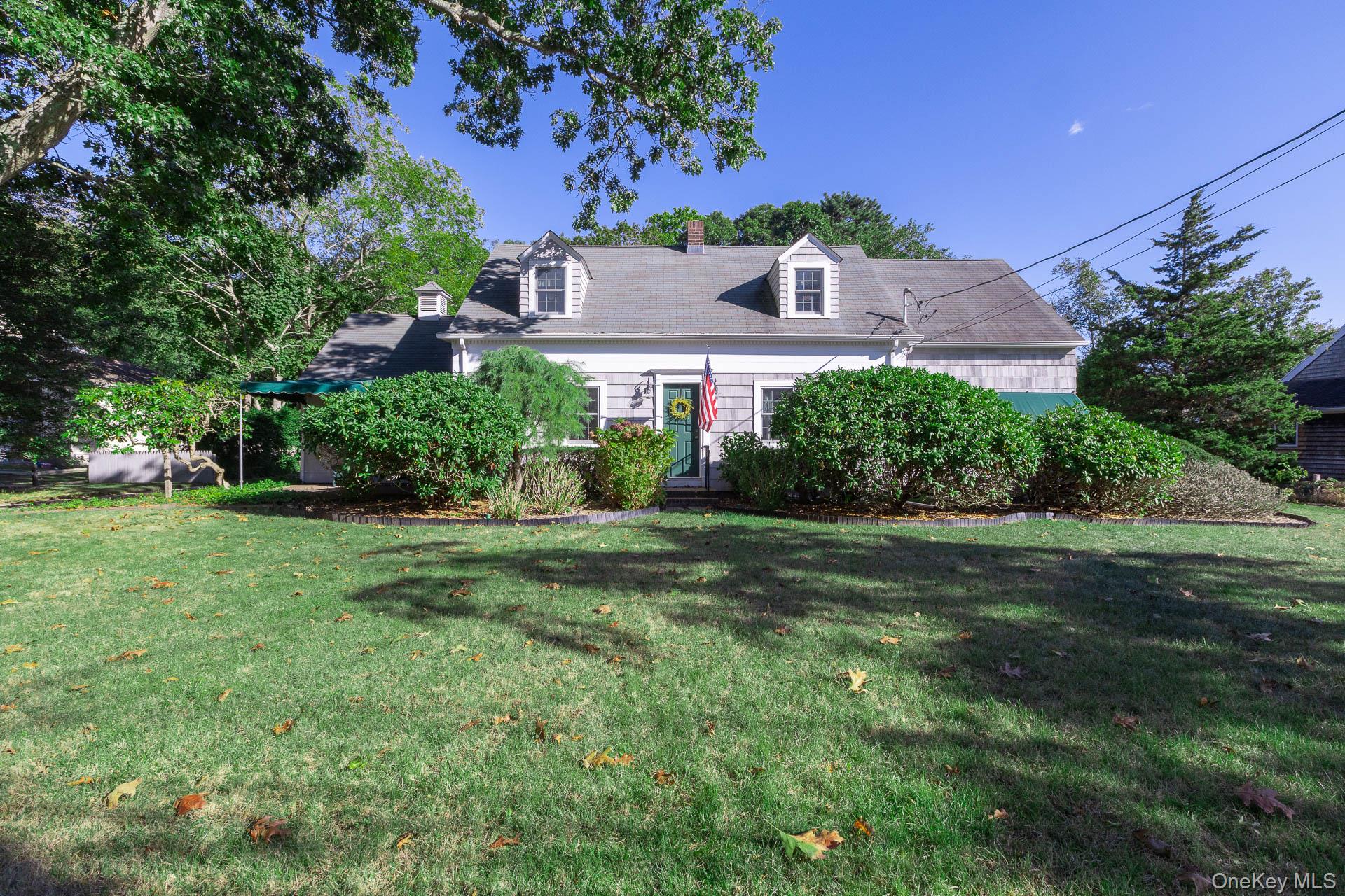 59 Union Avenue, Center Moriches, NY 11934