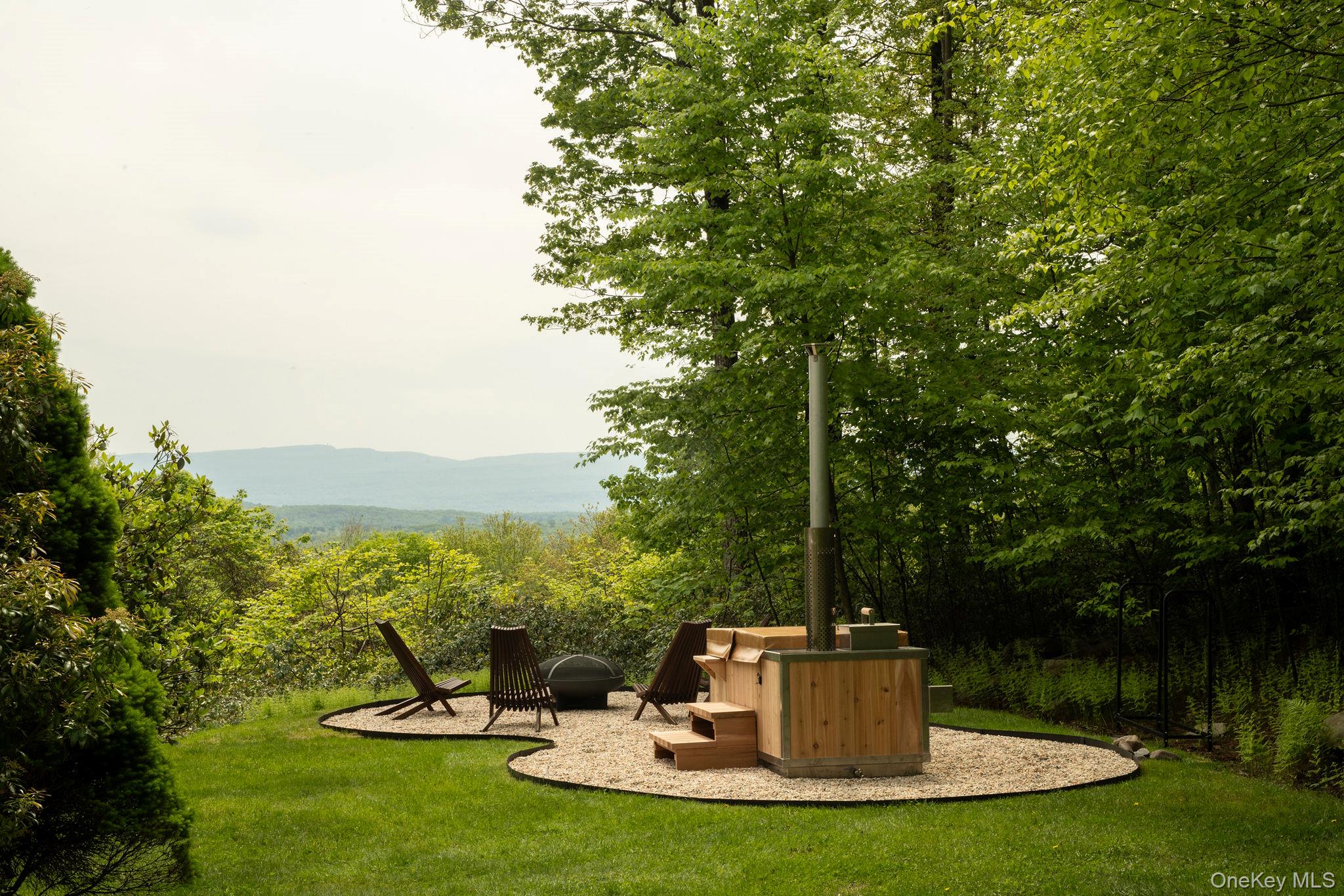 89 Stillerberg Strada, Kerhonkson, NY 12446