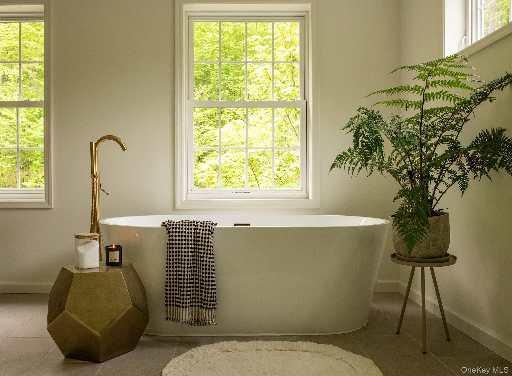 89 Stillerberg Strada, Kerhonkson, NY 12446