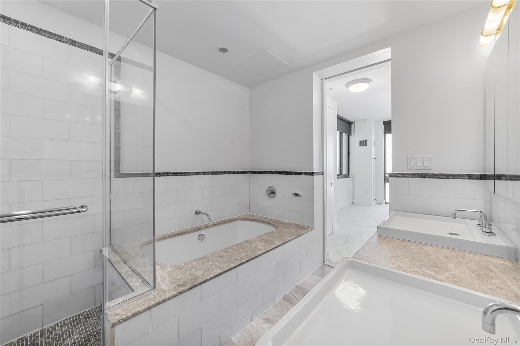 175 Huguenot Street # 2108, New Rochelle, NY 10801