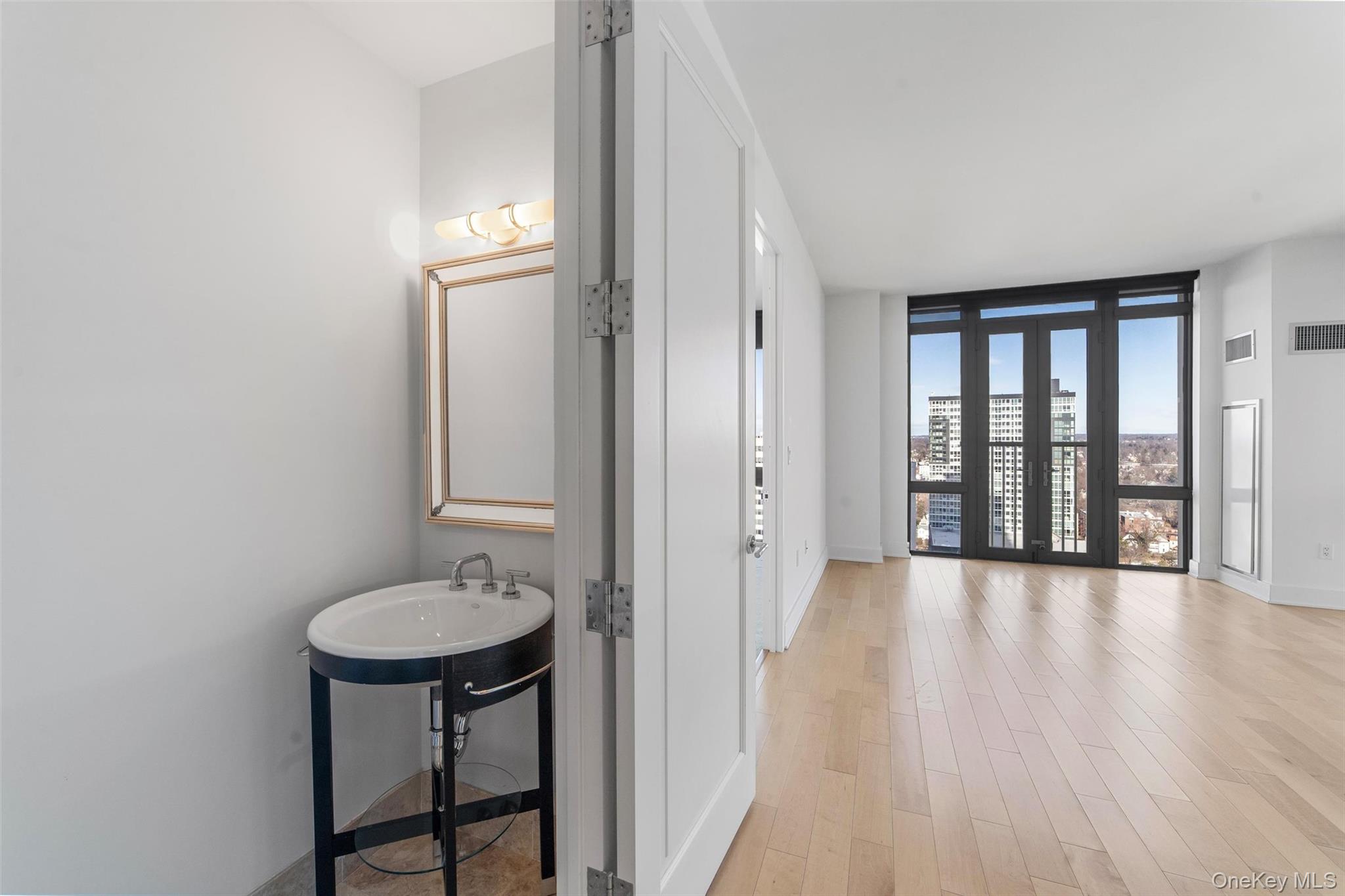 175 Huguenot Street # 2108, New Rochelle, NY 10801