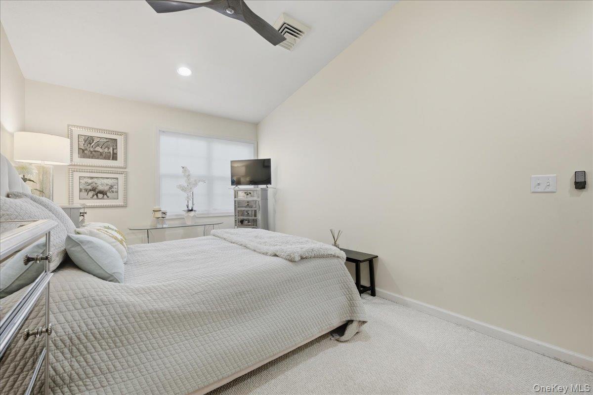 1138 Willow Lane, Valley Stream, NY 11850