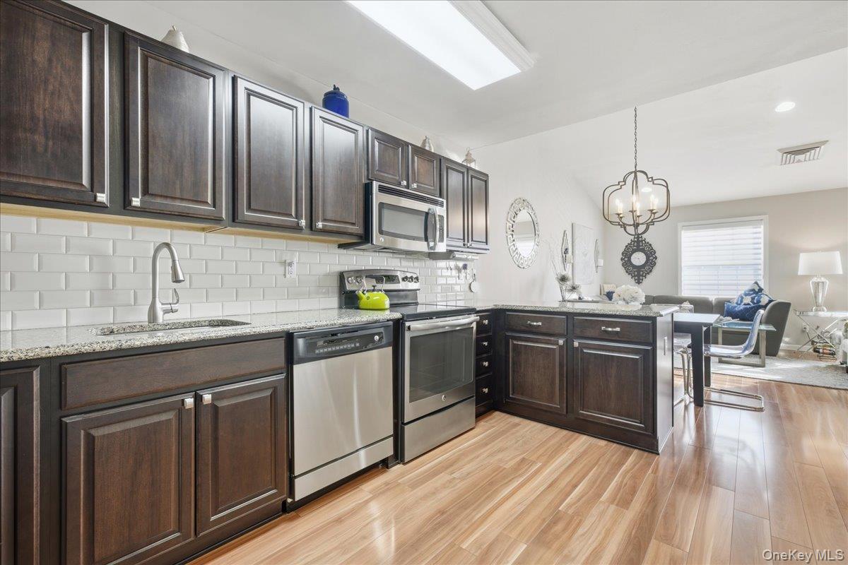 1138 Willow Lane, Valley Stream, NY 11850