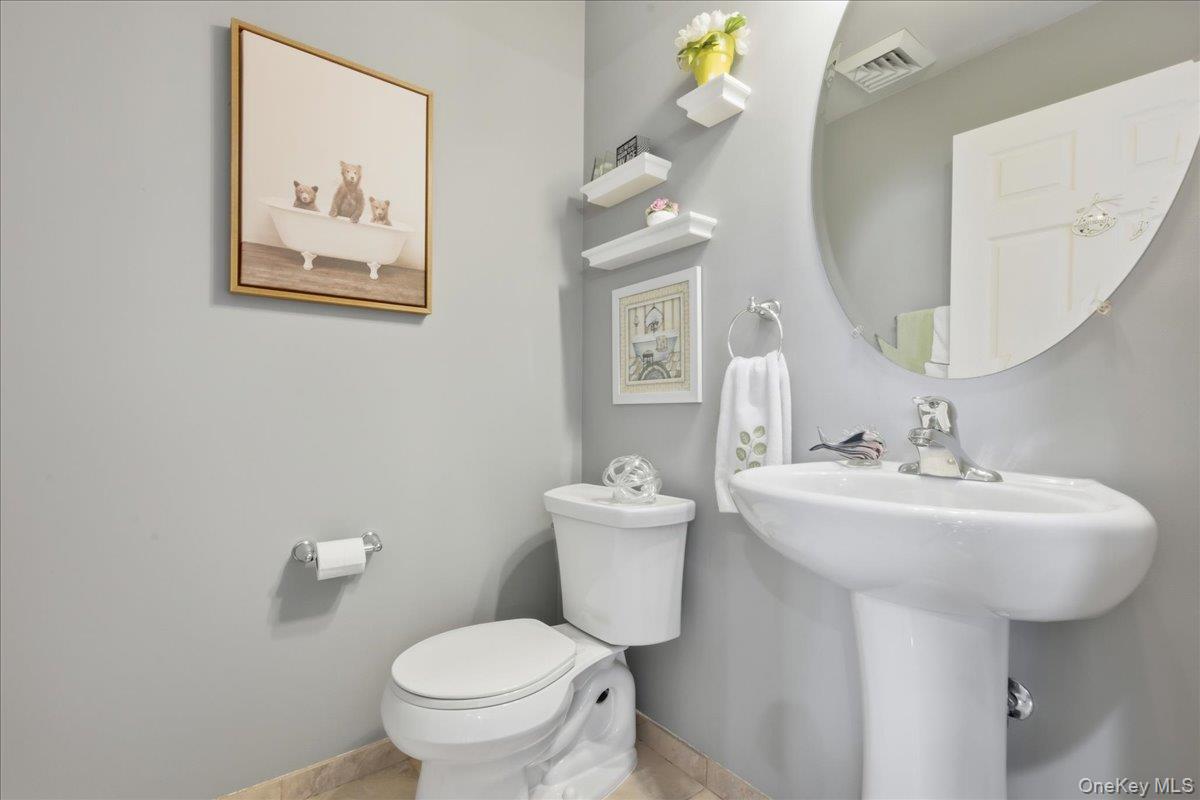 1138 Willow Lane, Valley Stream, NY 11850