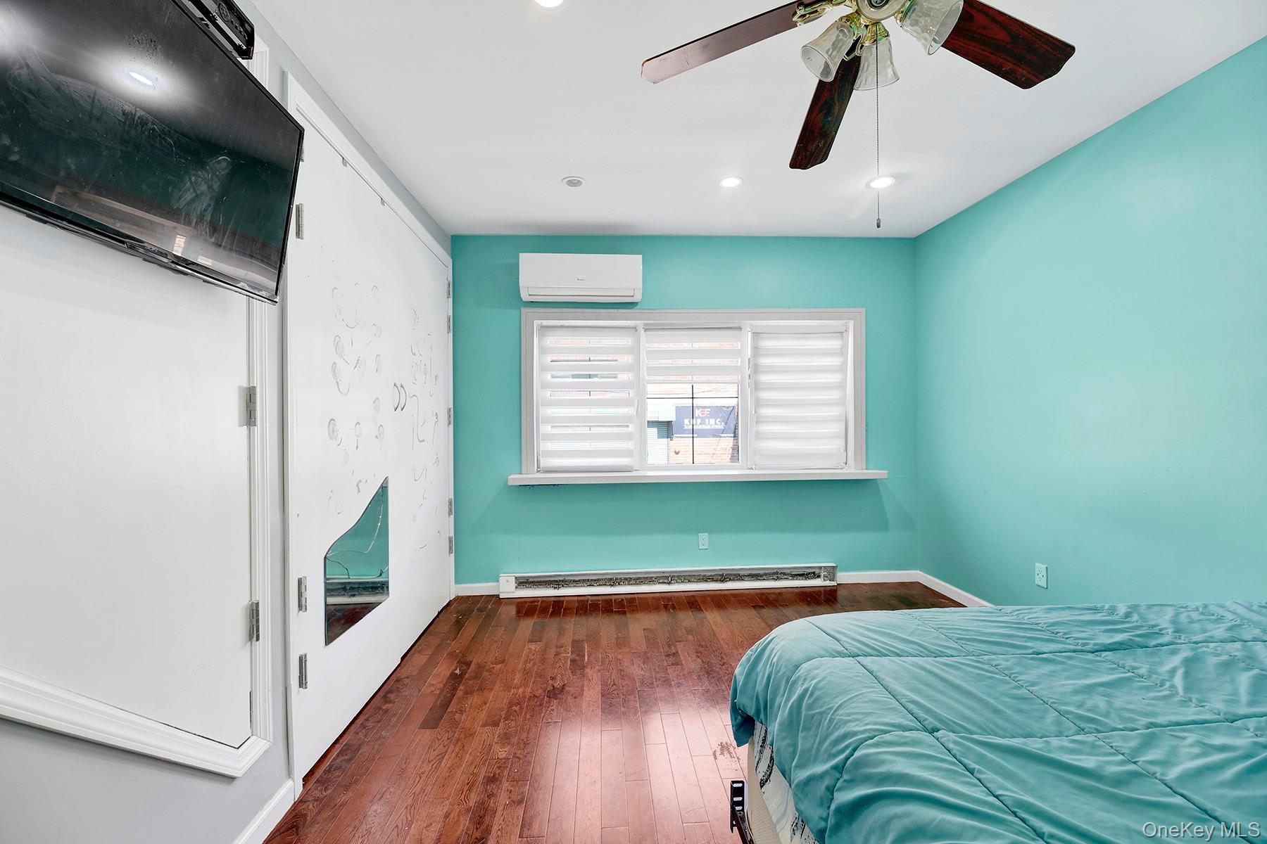 5728 57th Drive, Maspeth, NY 11378