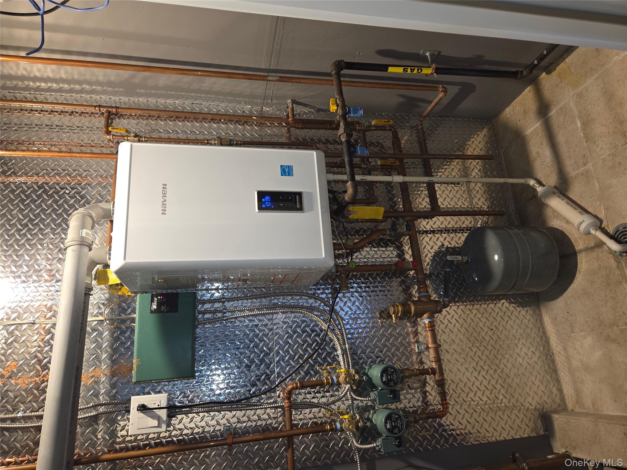 3095 Mullan Place, Bronx, NY 10465