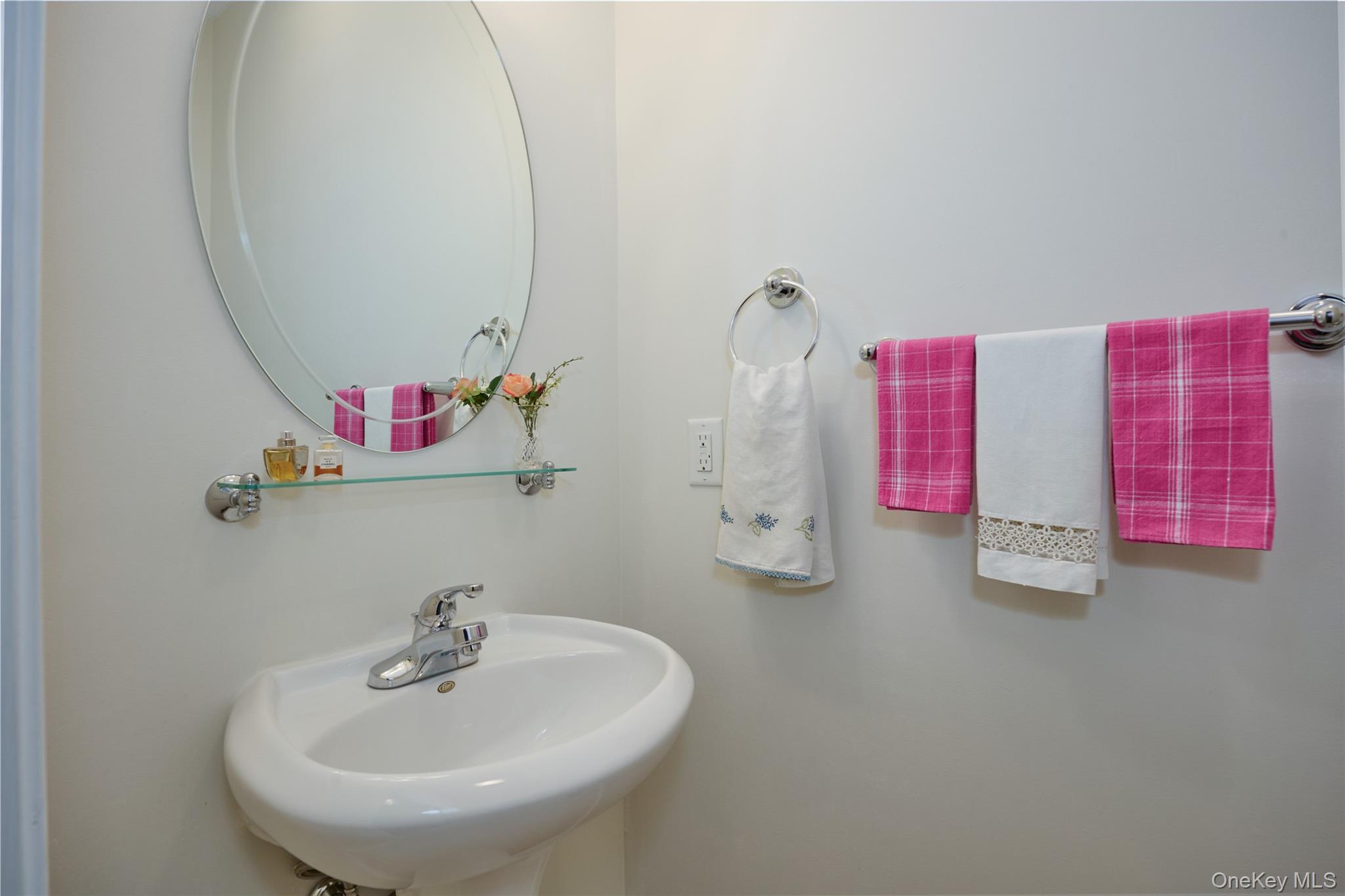 25 Alta Drive, Wappingers Falls, NY 12590