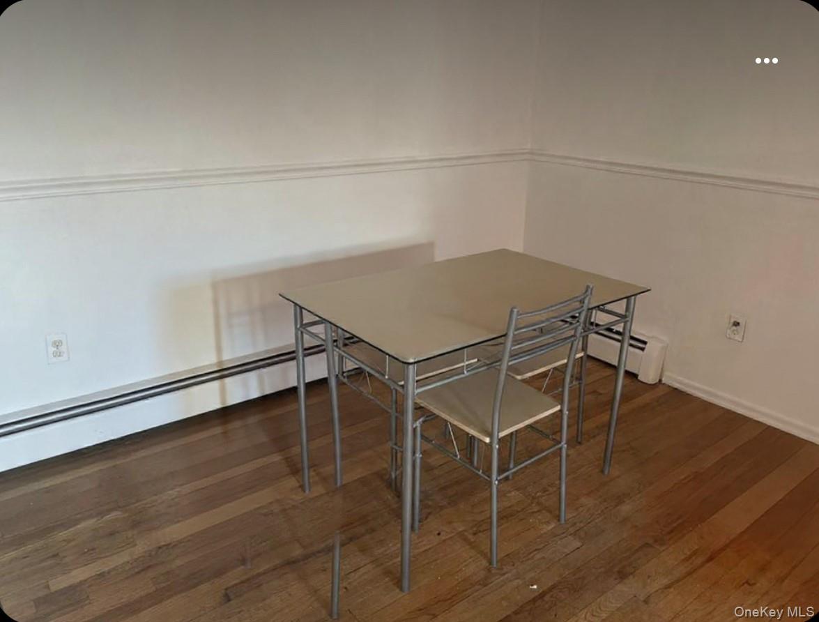 854 Throgs Neck Expwy, Bronx, NY 10465